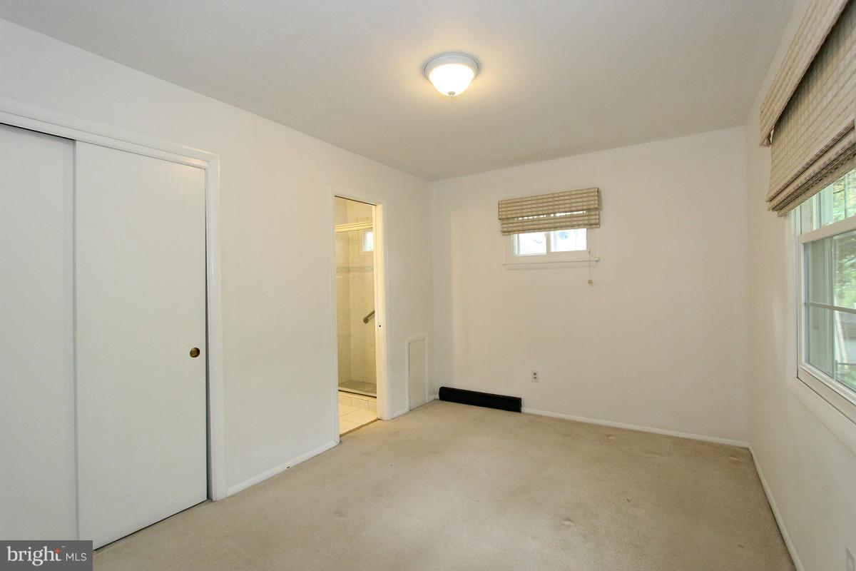 PIMMIT HILLS - Residential