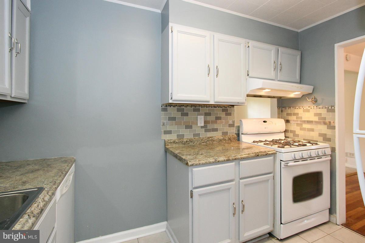 PIMMIT HILLS - Residential