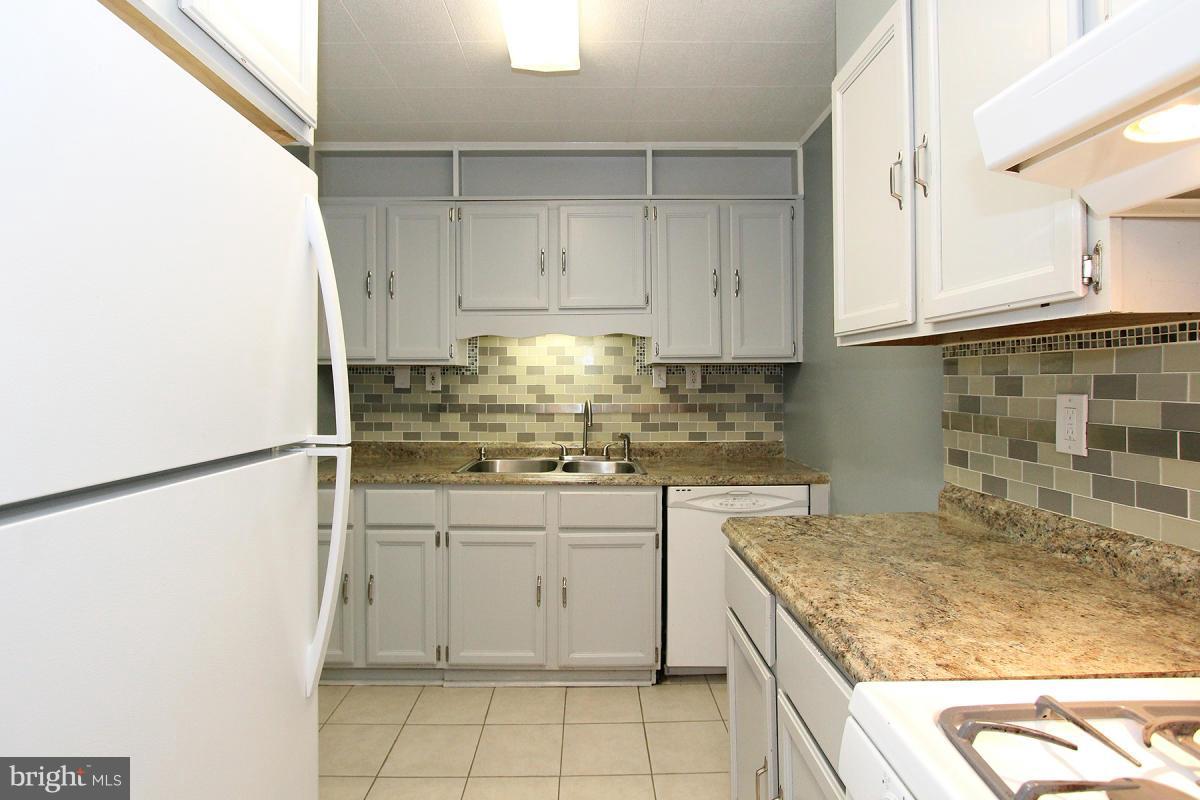 PIMMIT HILLS - Residential