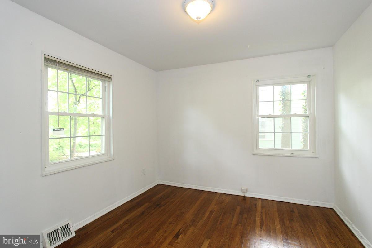 PIMMIT HILLS - Residential