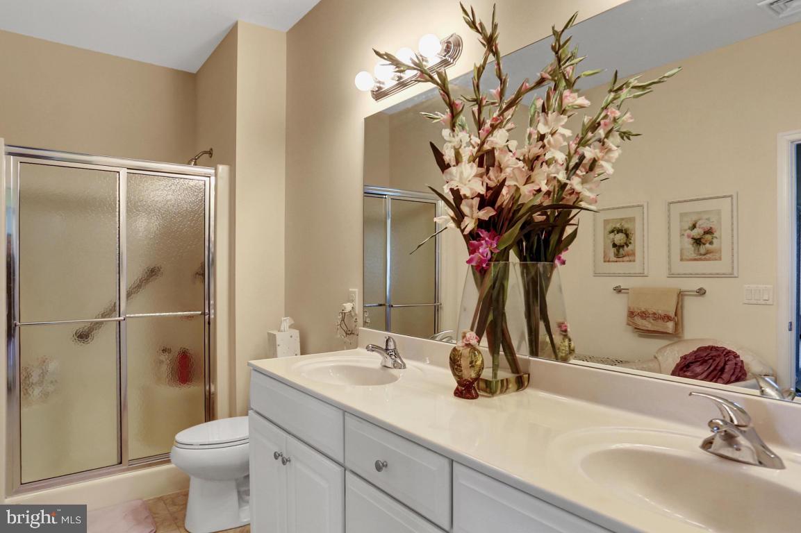 FOUR SEASONS AT ELM TREE - Residential