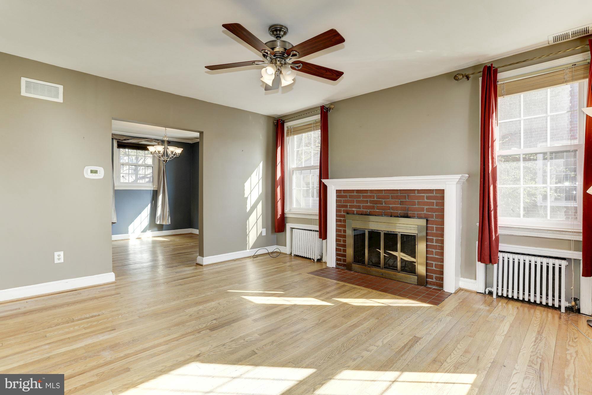 GLEBE MANOR - Residential Lease