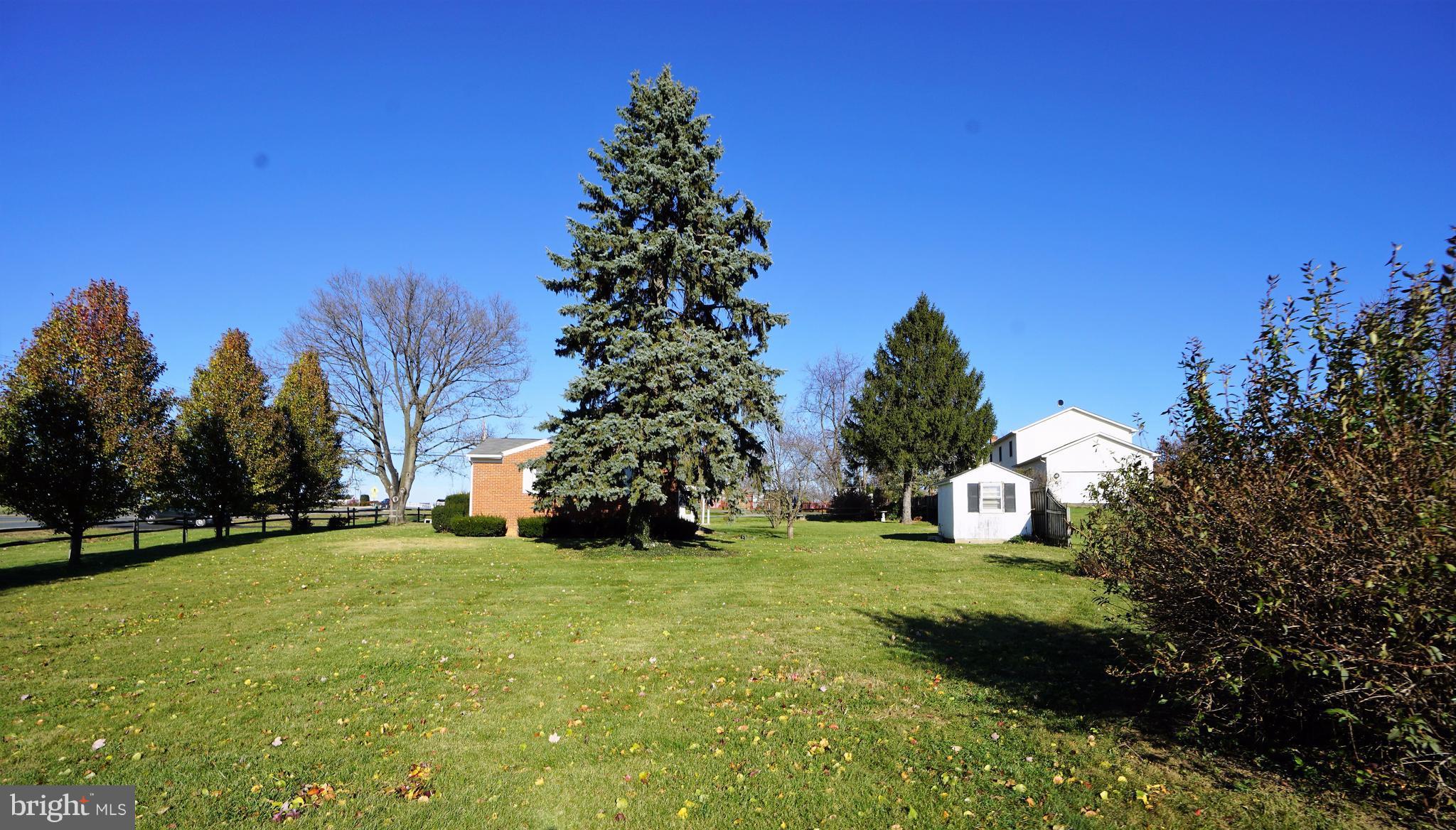 TOWN OF LOVETTSVILLE - Residential Lease