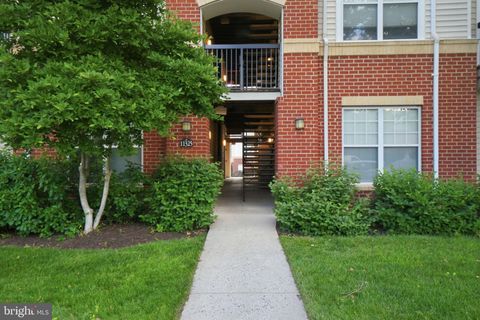 Photo of 11325 Aristotle Drive #5-304, FAIRFAX, VA 22030 (MLS # VAFX2305592)