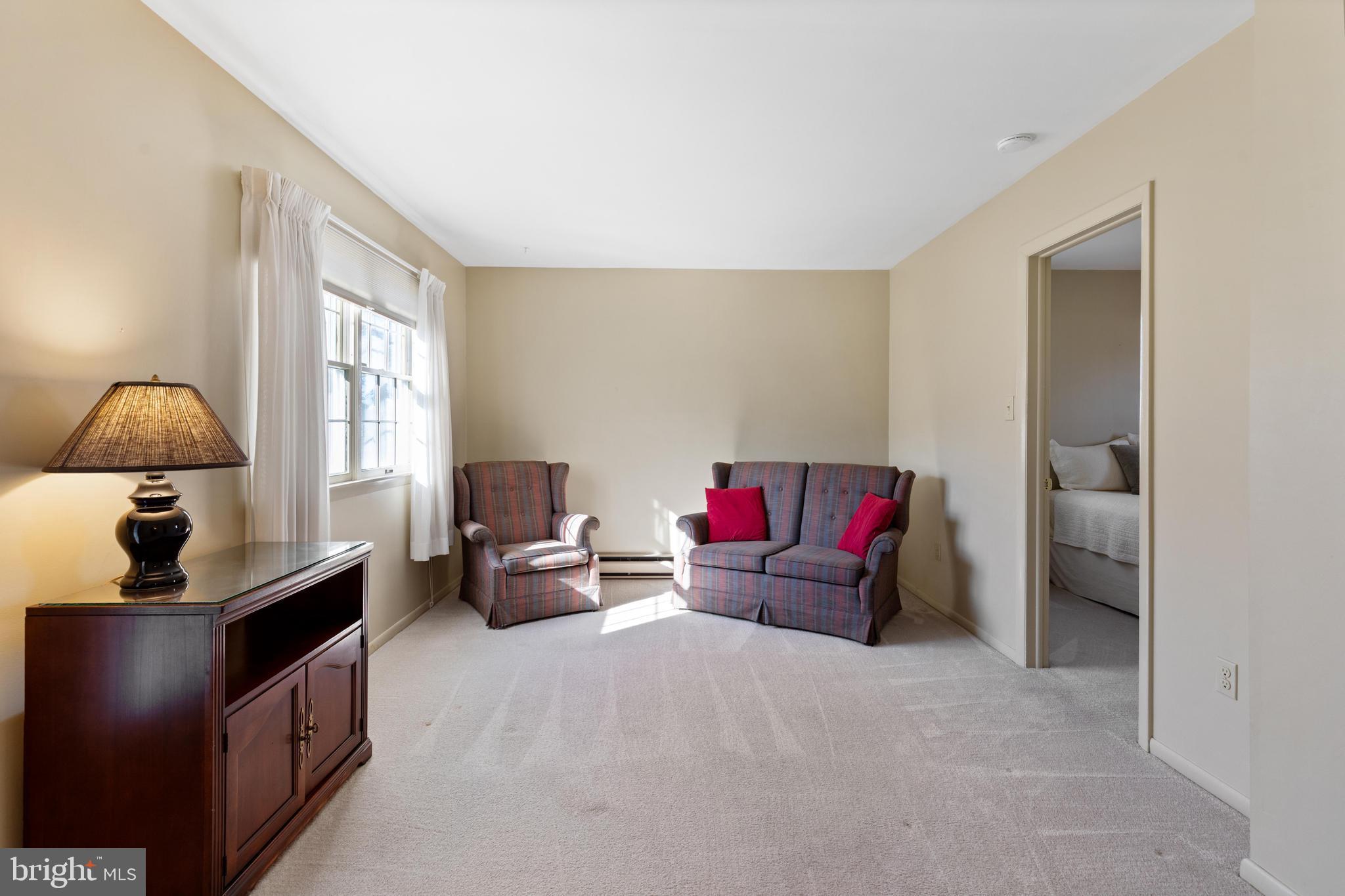 HARLEYSVILLE - Residential