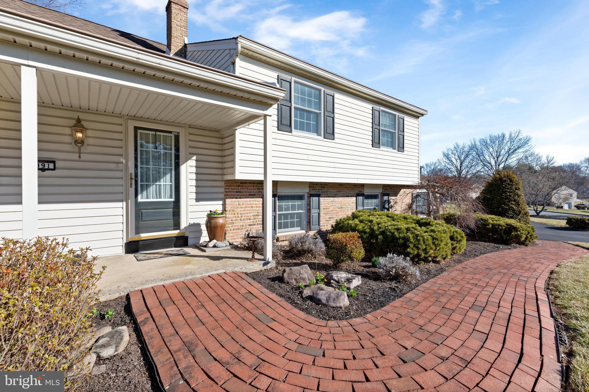 HARLEYSVILLE - Residential