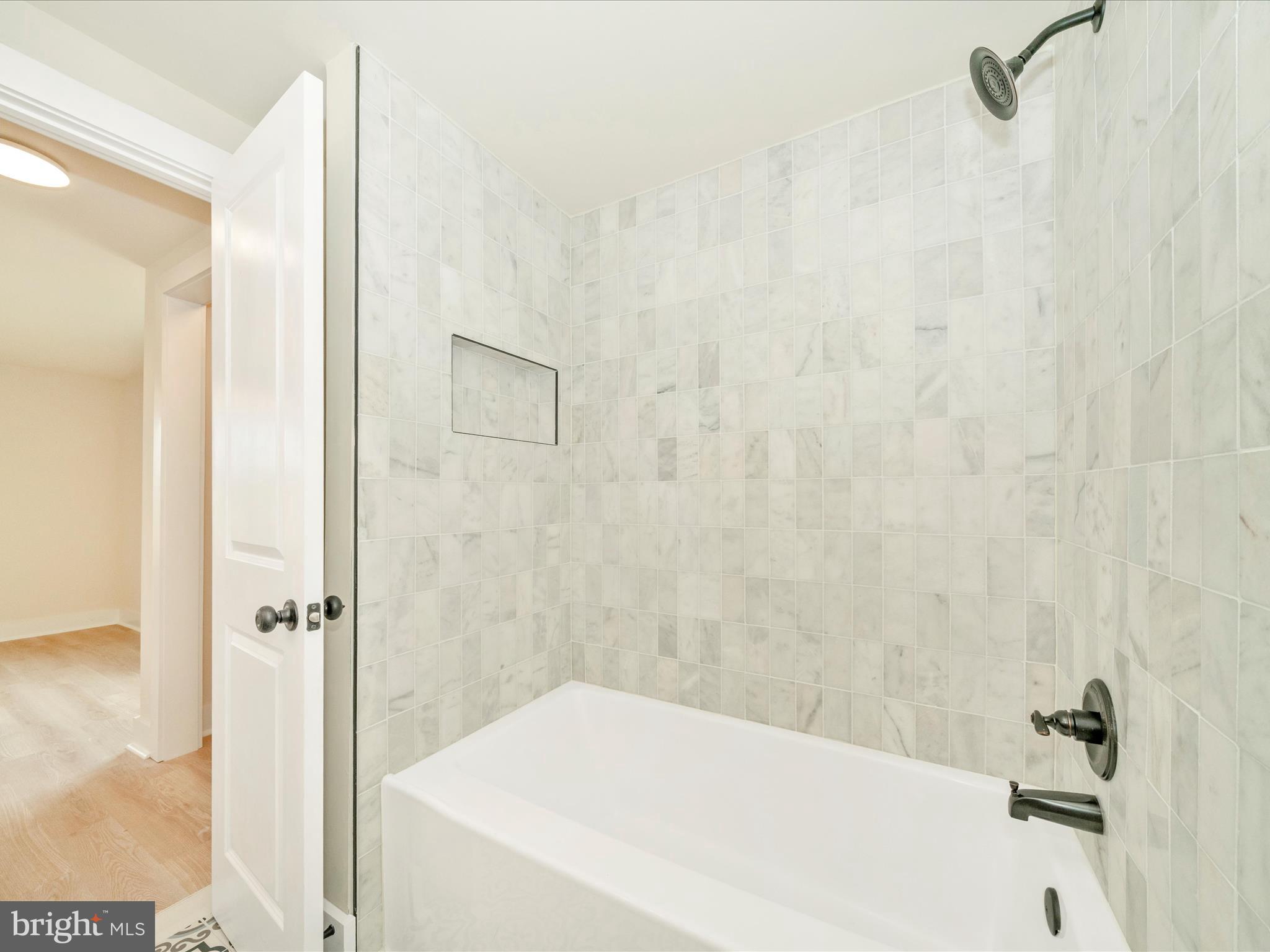 NEW WINDSOR - Residential