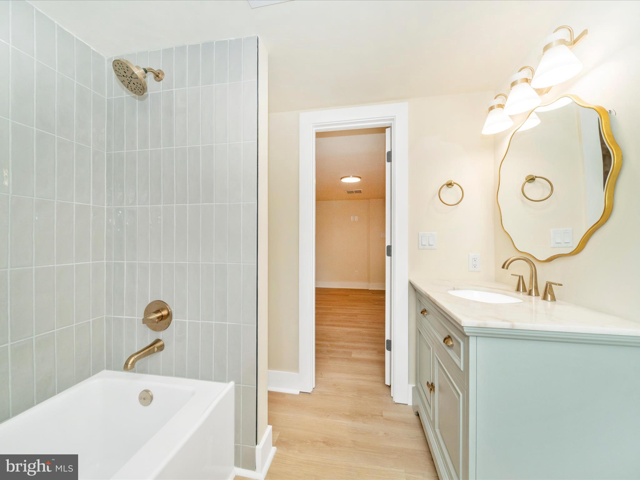 NEW WINDSOR - Residential