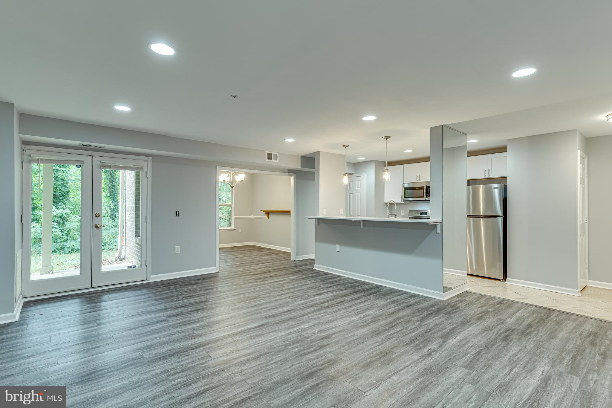 LAKE POINTE - Residential