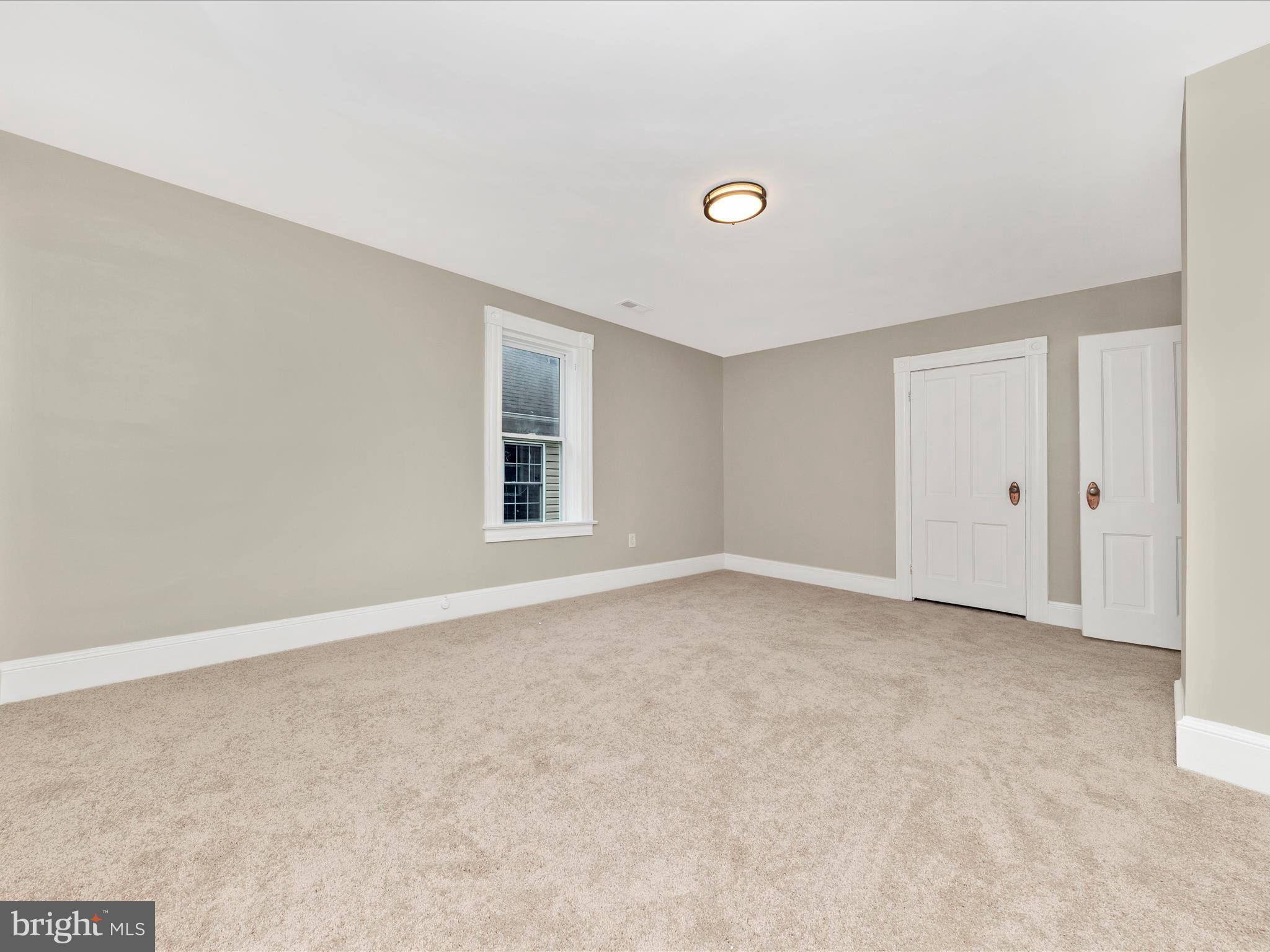 DOWNTOWN BRUNSWICK - Residential