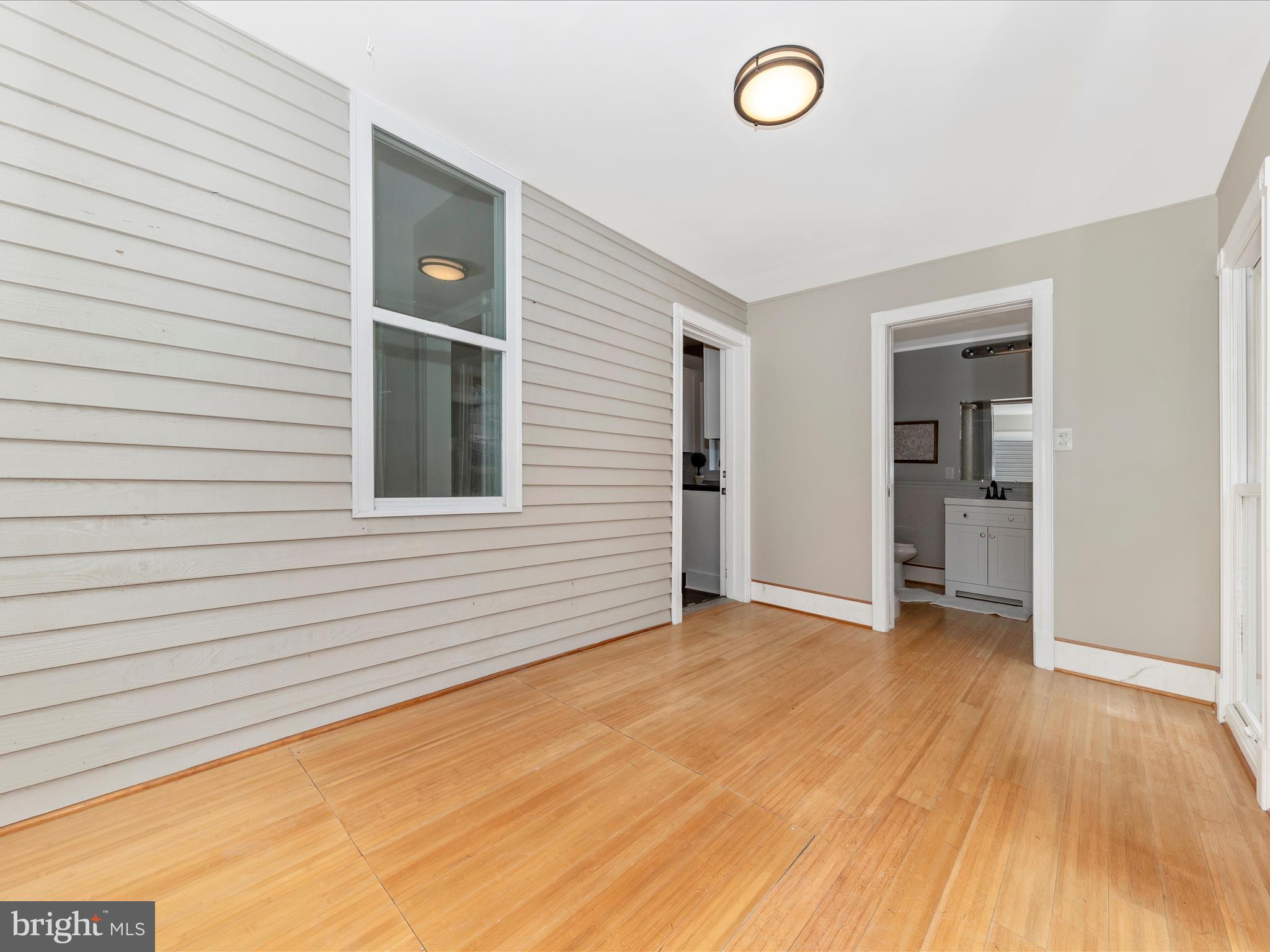 DOWNTOWN BRUNSWICK - Residential