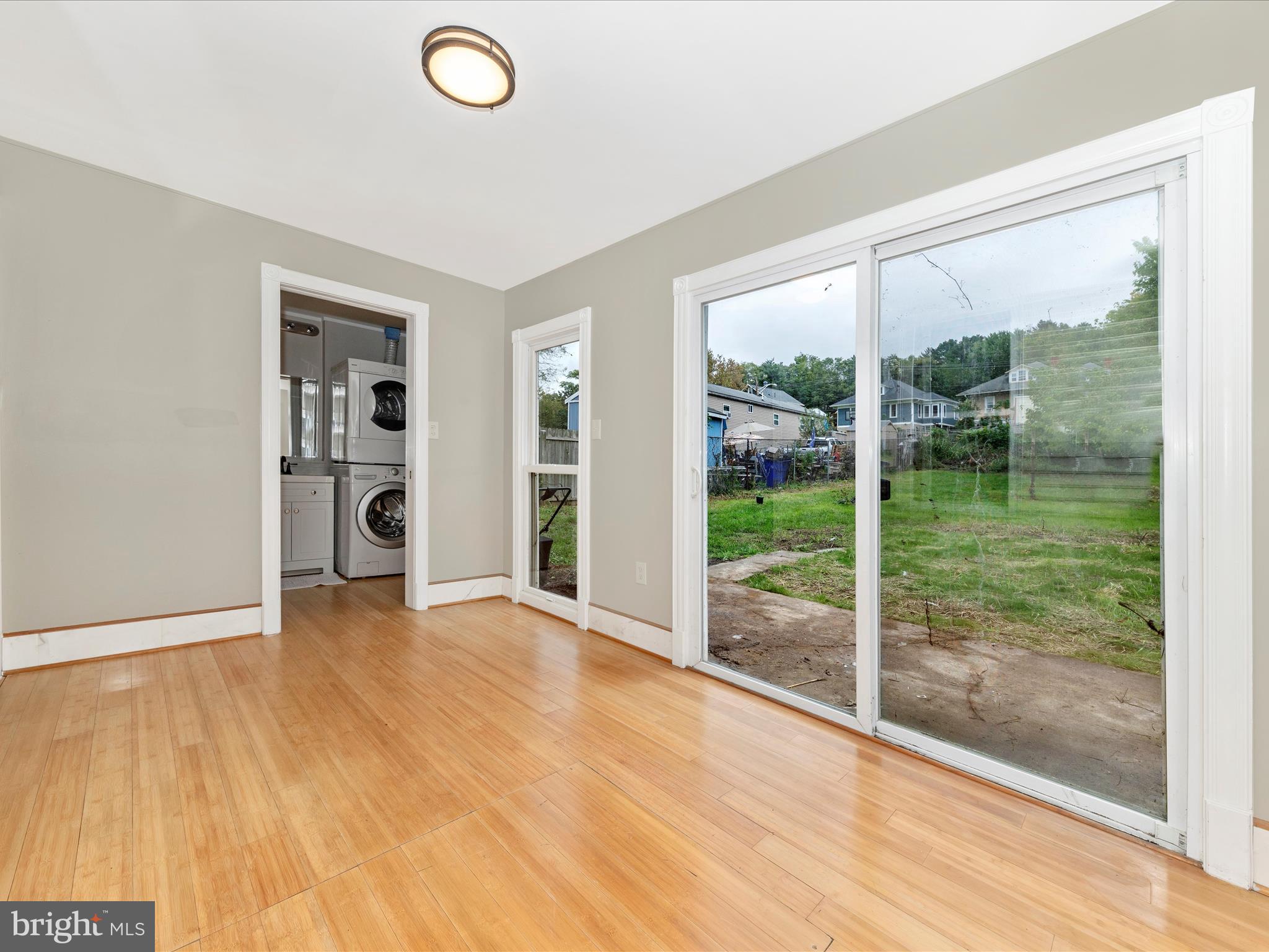 DOWNTOWN BRUNSWICK - Residential