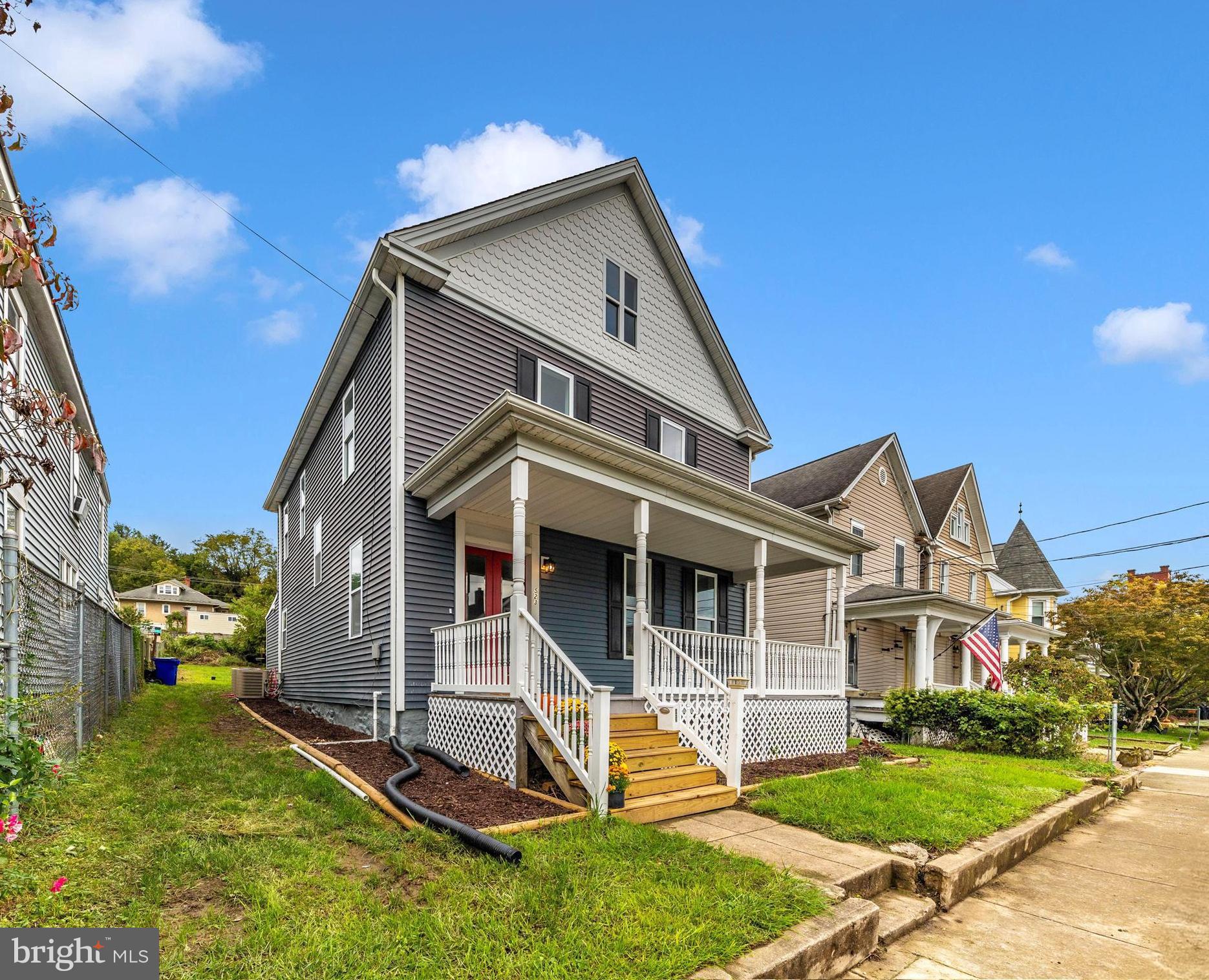 DOWNTOWN BRUNSWICK - Residential