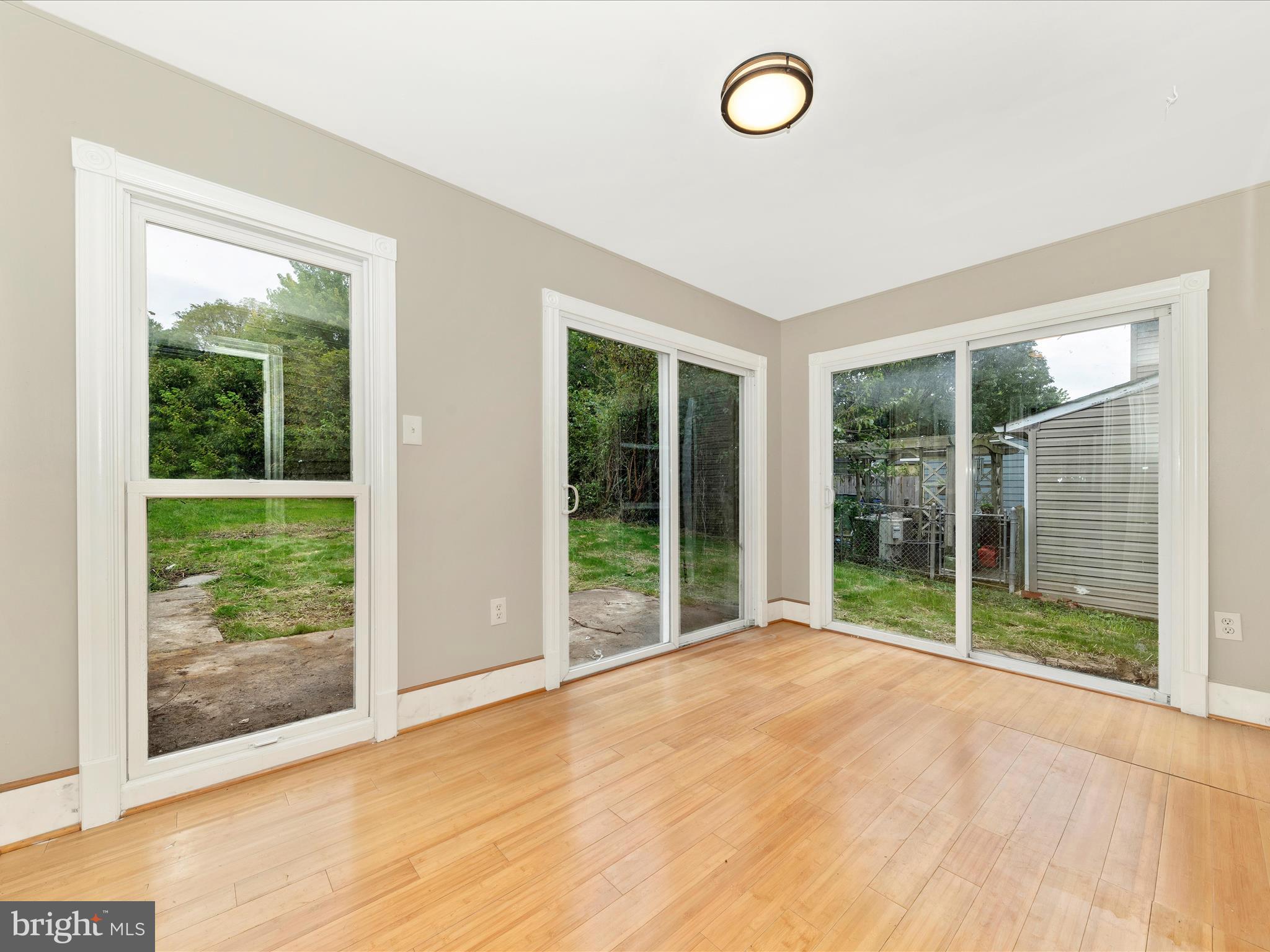 DOWNTOWN BRUNSWICK - Residential