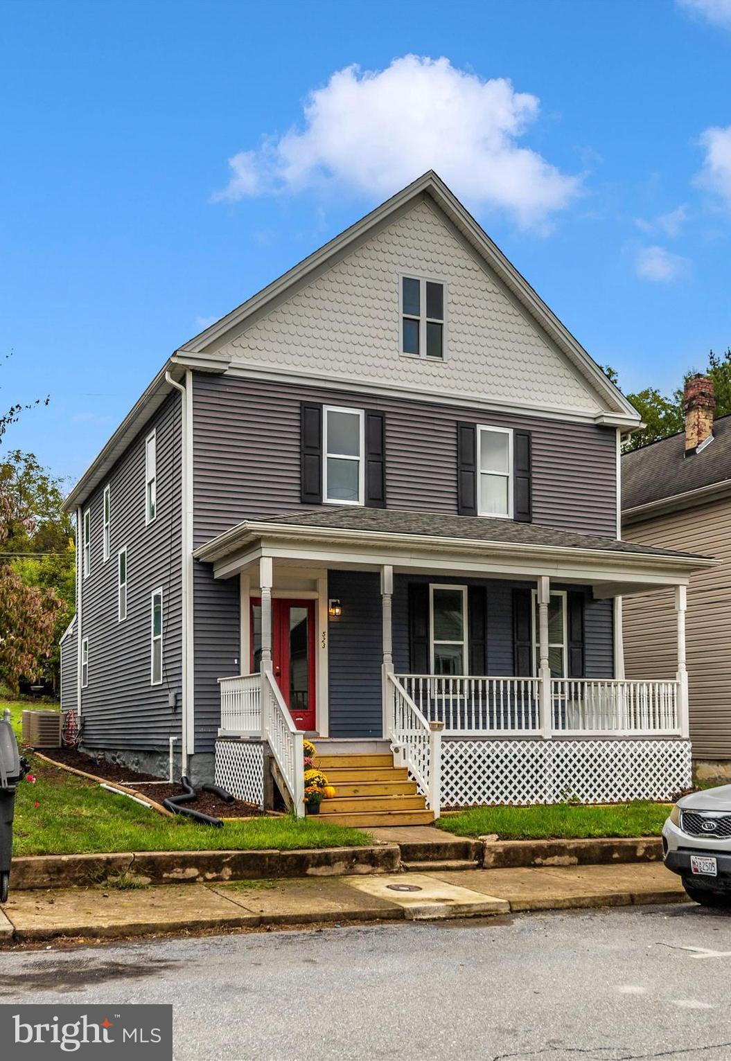 DOWNTOWN BRUNSWICK - Residential