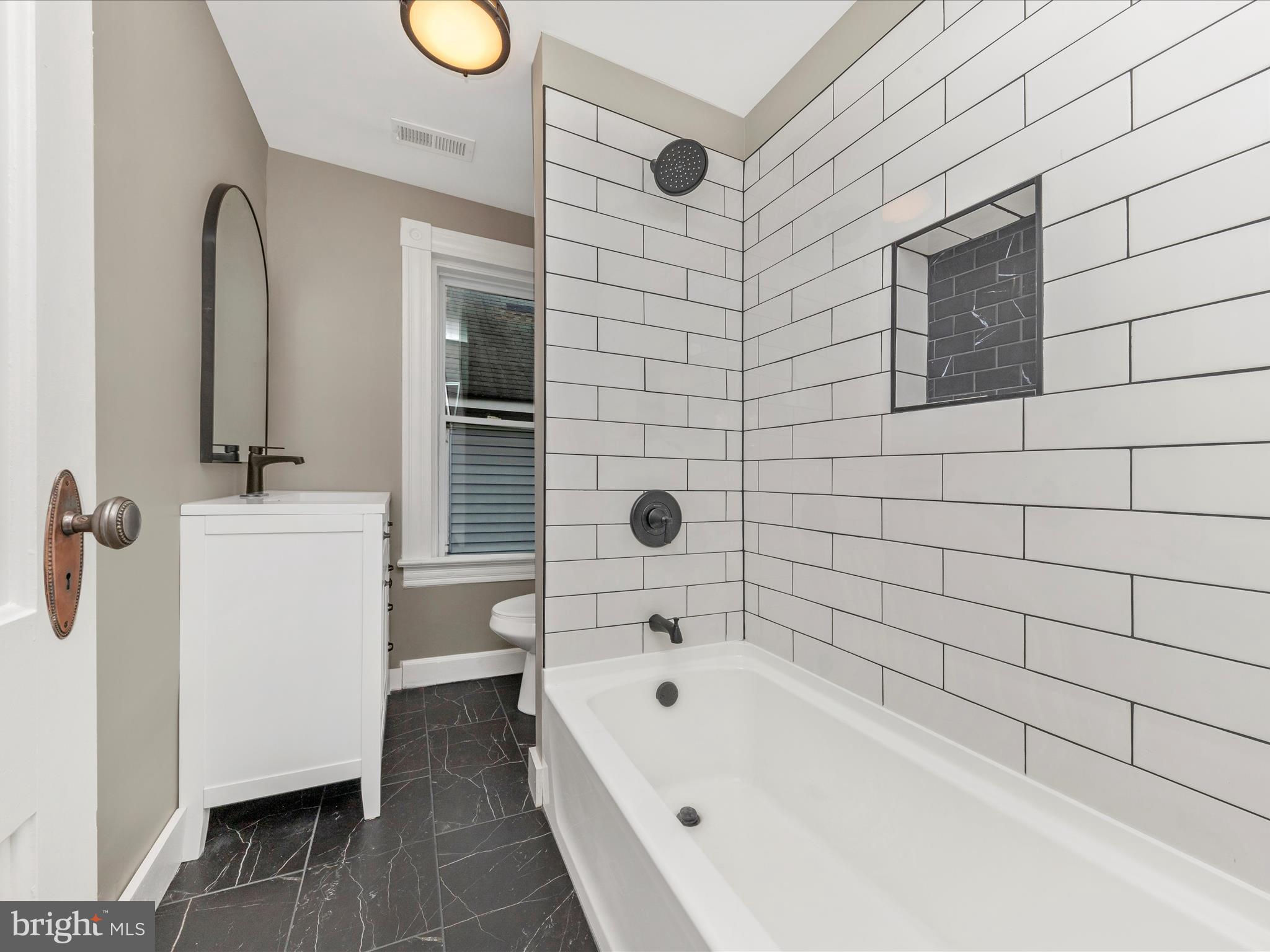 DOWNTOWN BRUNSWICK - Residential