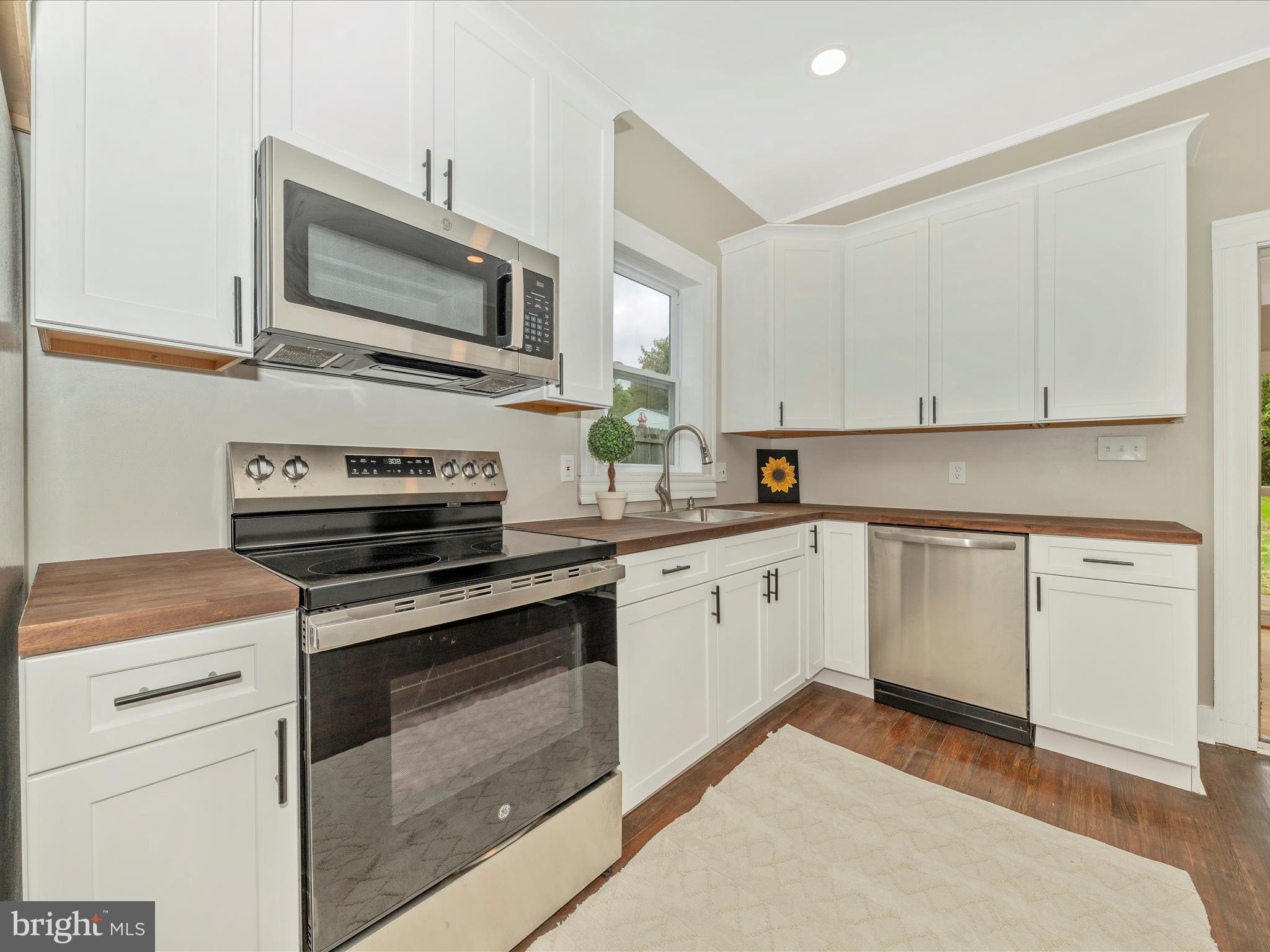 DOWNTOWN BRUNSWICK - Residential