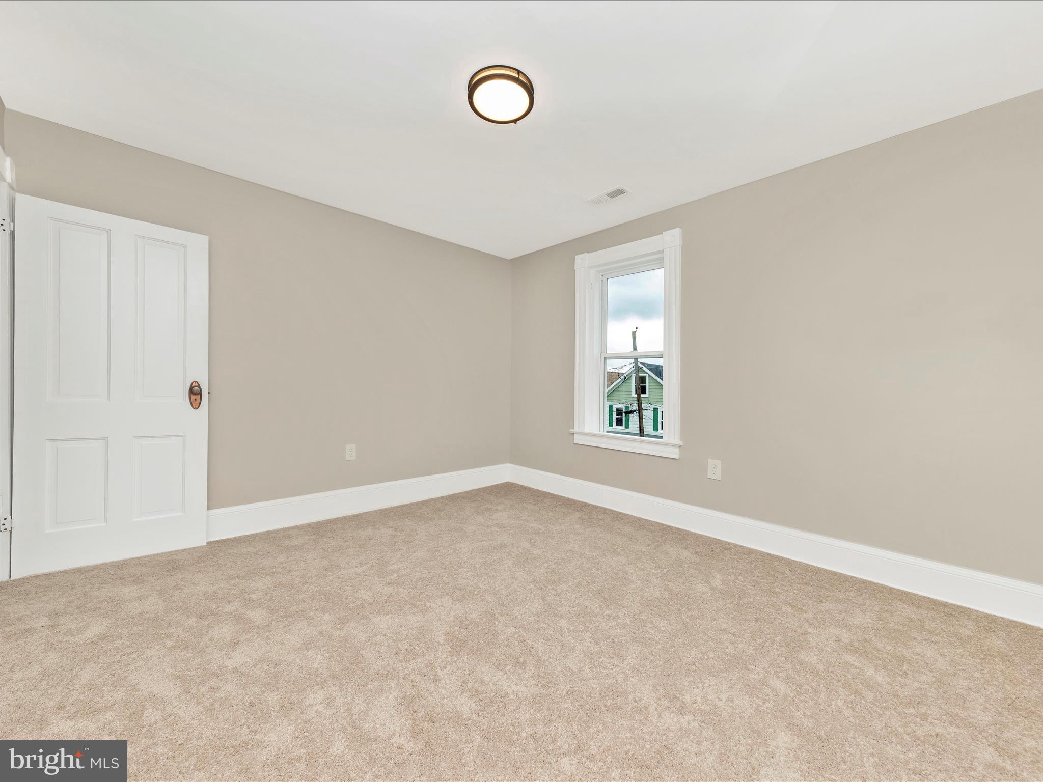 DOWNTOWN BRUNSWICK - Residential