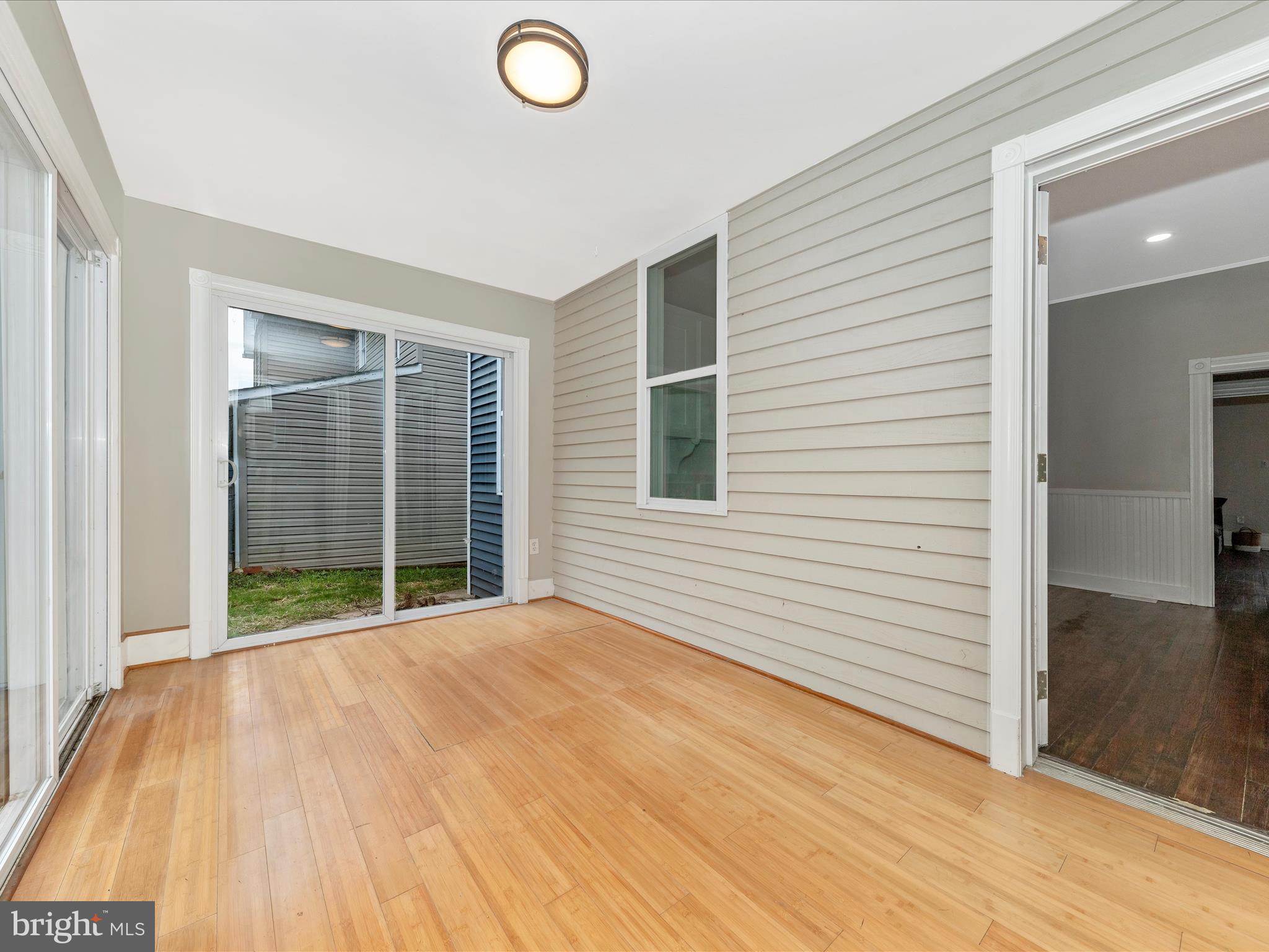 DOWNTOWN BRUNSWICK - Residential