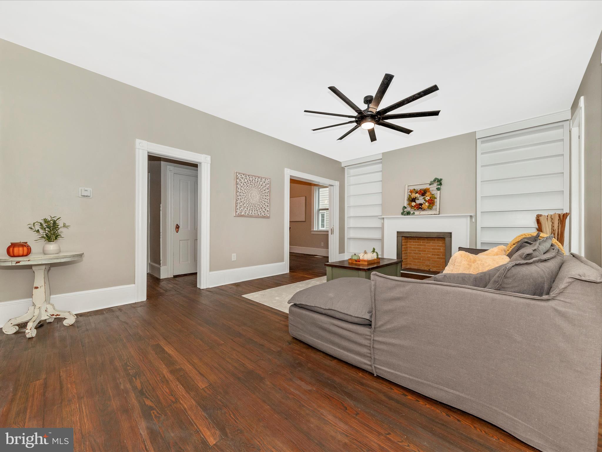 DOWNTOWN BRUNSWICK - Residential