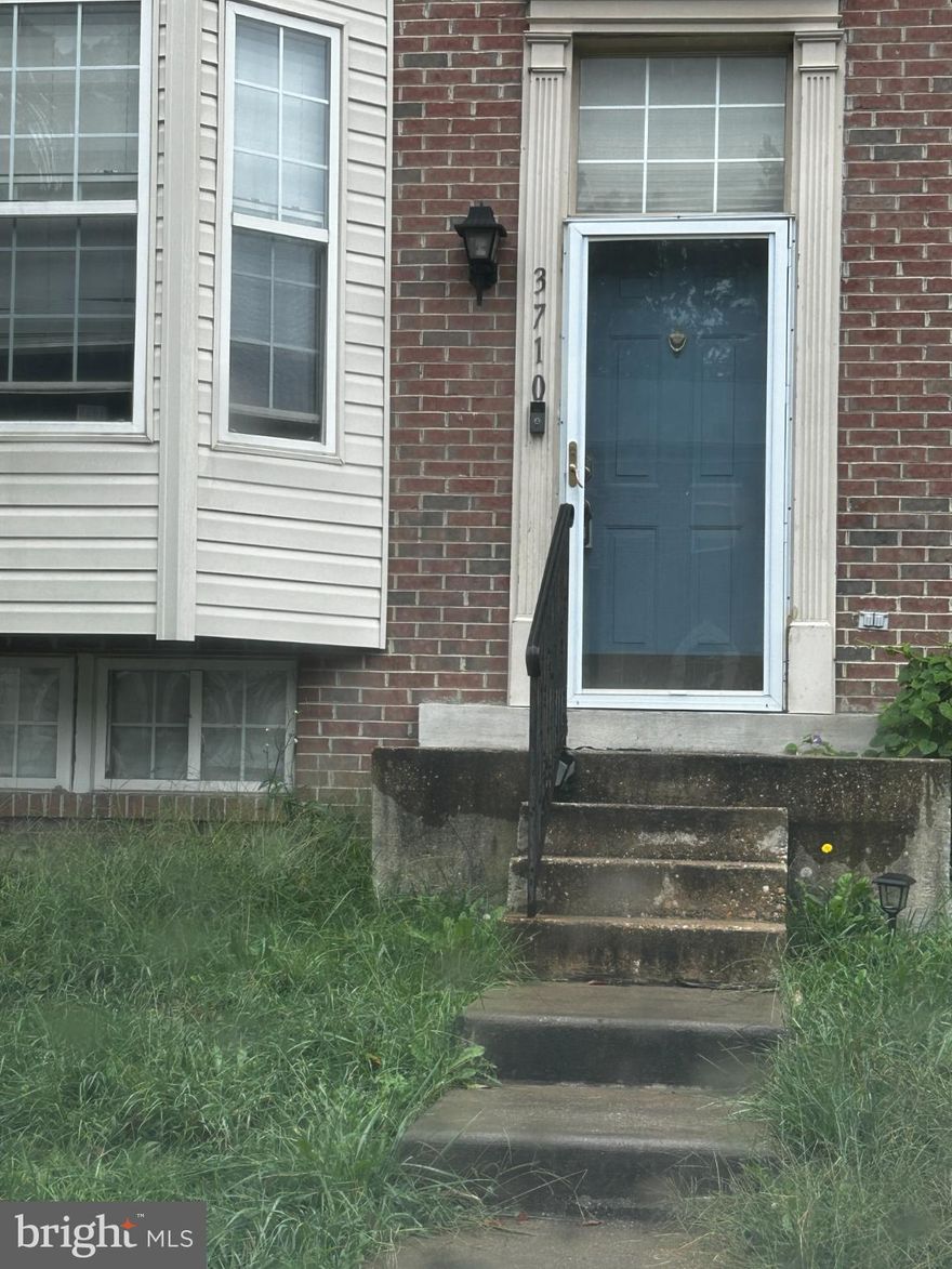 PRICE IMPROVEMENT ALERT – $10,000 REDUCTION! 🔥

Unlock the potential in this 3-bedroom, 2.5-bath home located in the heart of Waldorf. This property is a prime fixer-upper opportunity—perfect for those looking to add value and create instant equity. Featuring a spacious layout, generous bedrooms, and a functional floor plan, this home offers endless possibilities for customization.

Enjoy a quiet cul-de-sac location with easy access to commuter routes, shopping, dining, and schools. Whether you’re planning a full renovation or a cosmetic refresh, this property is priced to sell and ready for your vision.

Don’t miss out—Schedule your showing today and bring your best offer. Please review offer instructions on how to submit your offer.