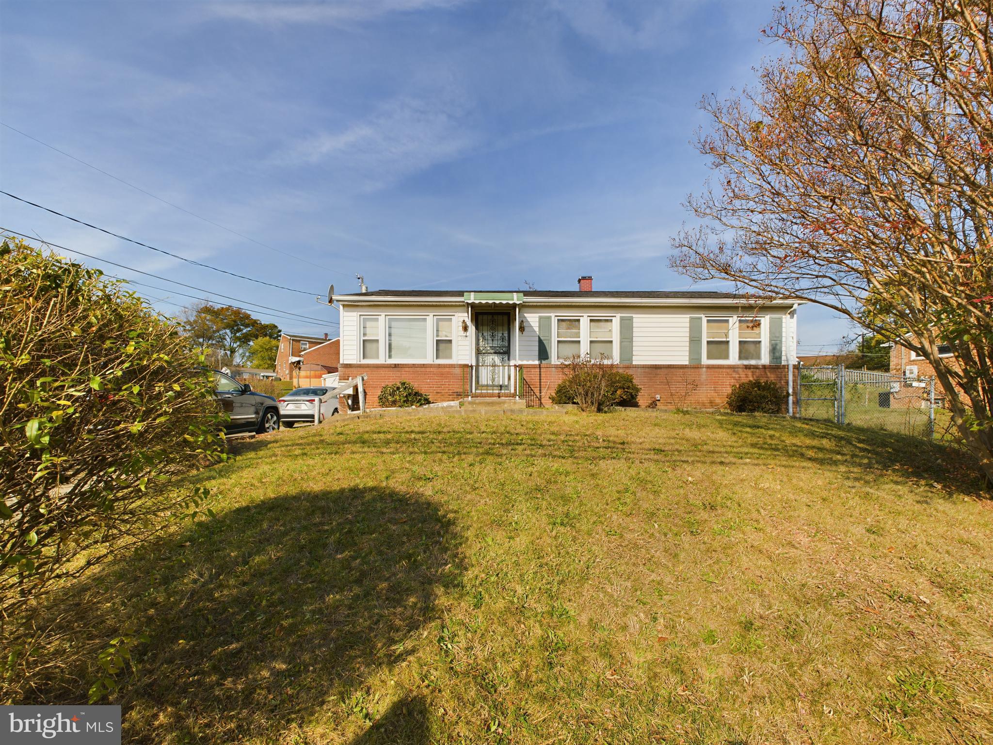 TEN ACRES - Residential