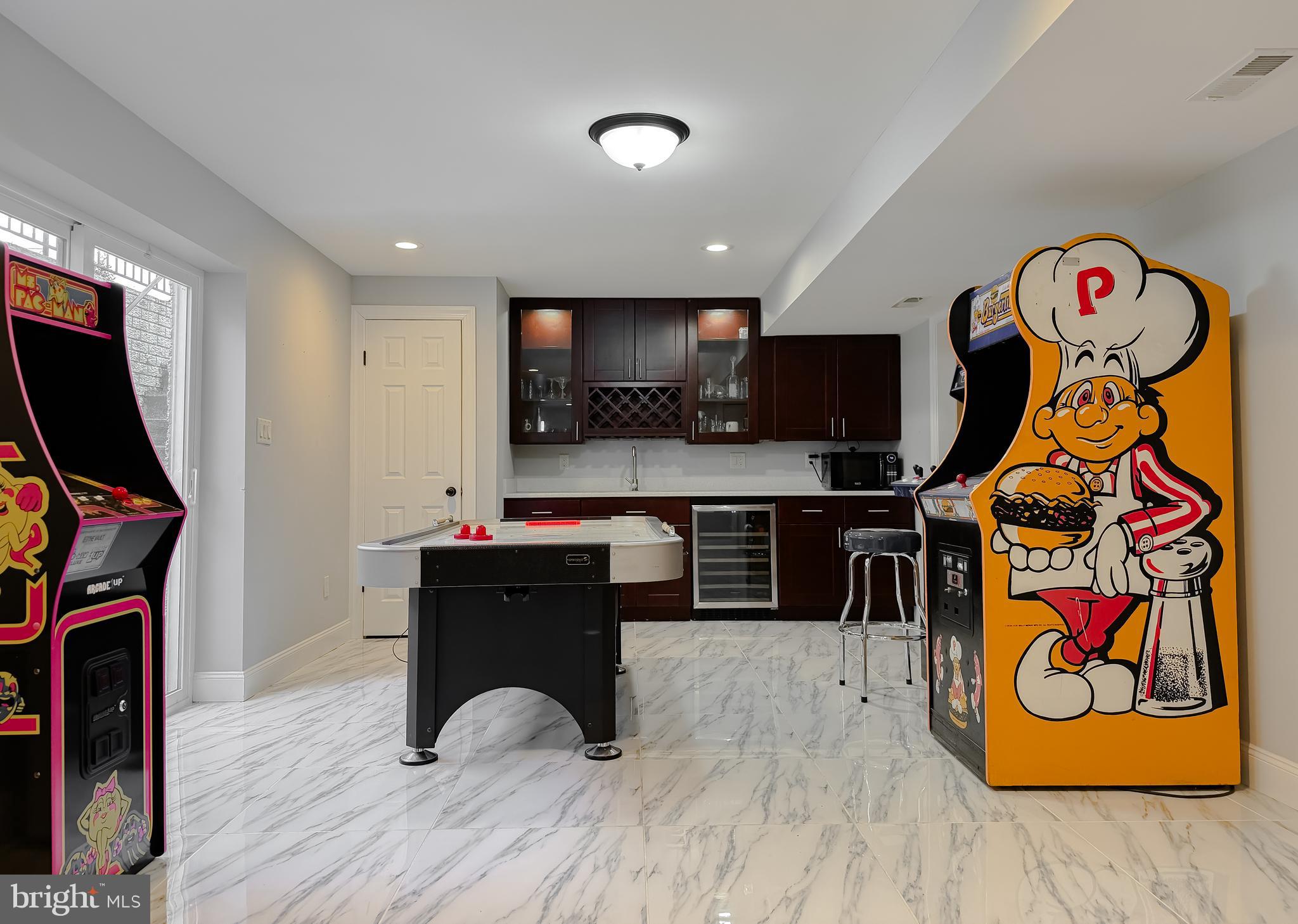 LEONARDS GRANT - Residential