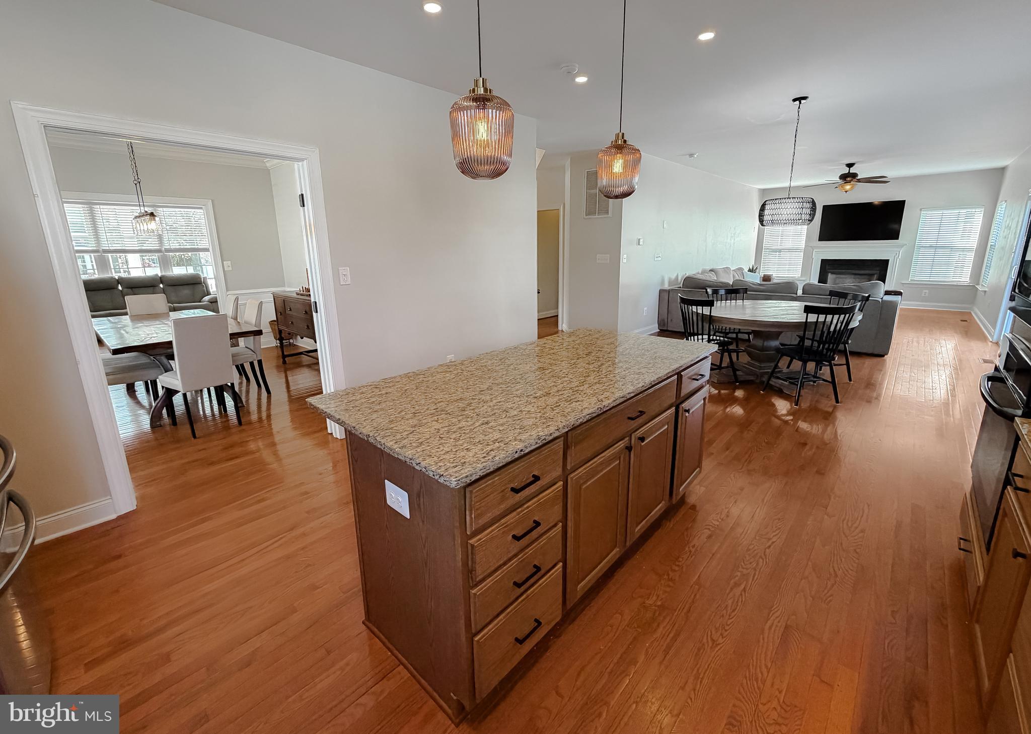 LEONARDS GRANT - Residential