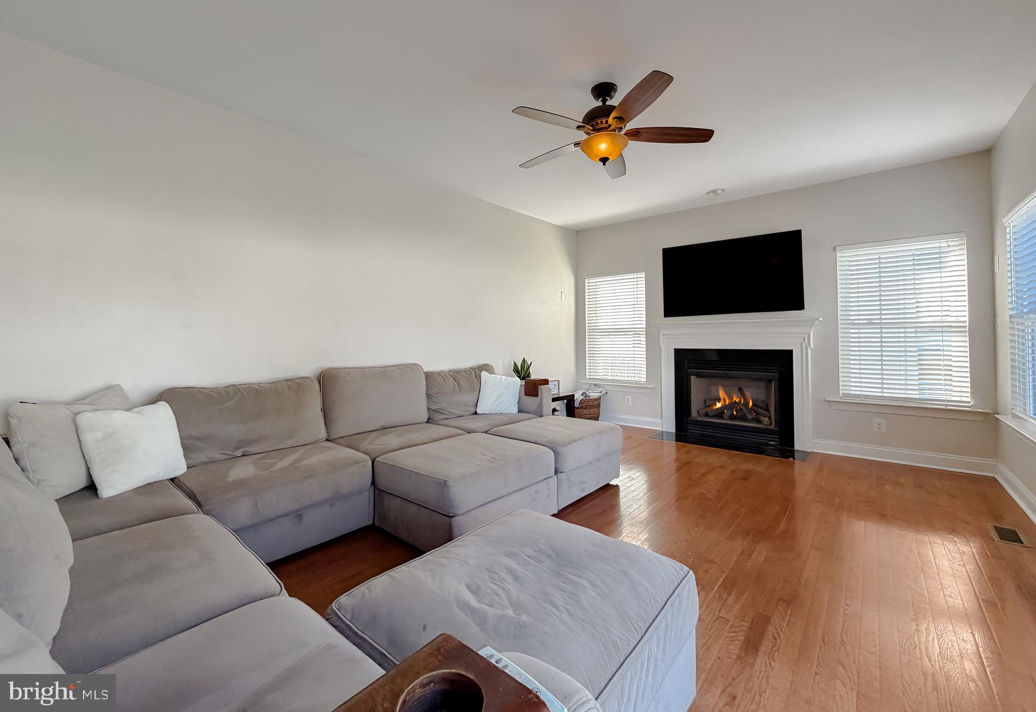 LEONARDS GRANT - Residential