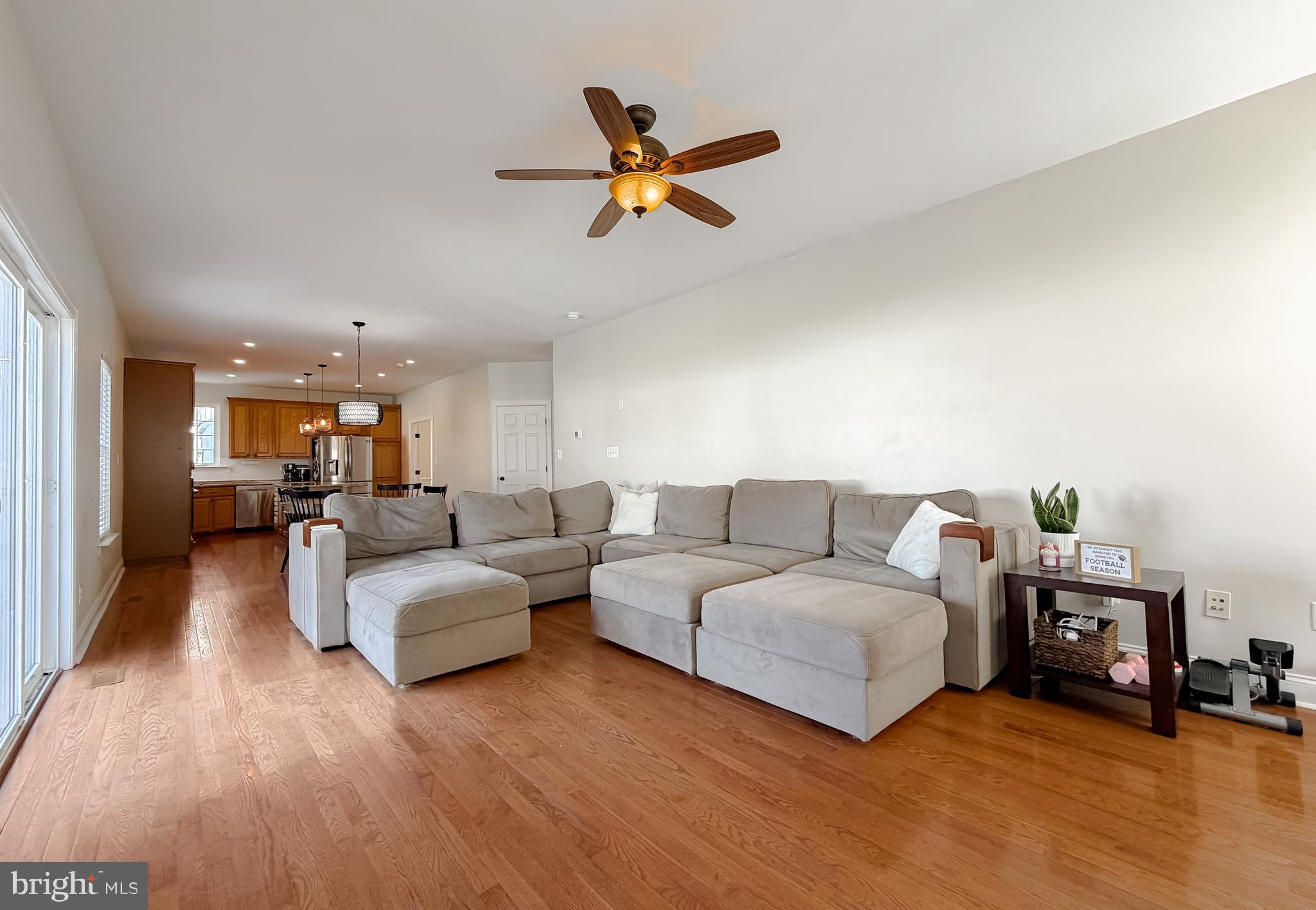 LEONARDS GRANT - Residential