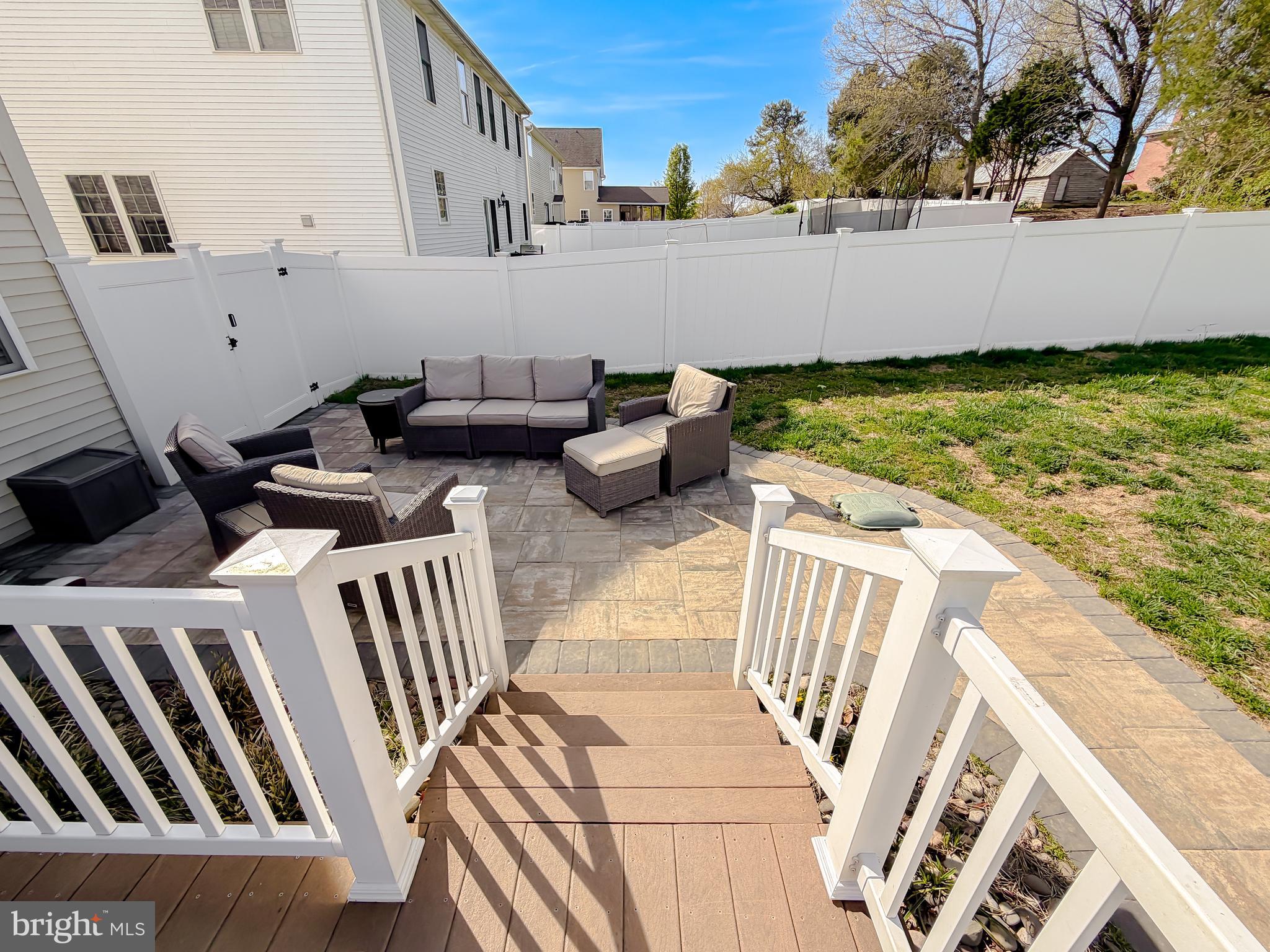 LEONARDS GRANT - Residential