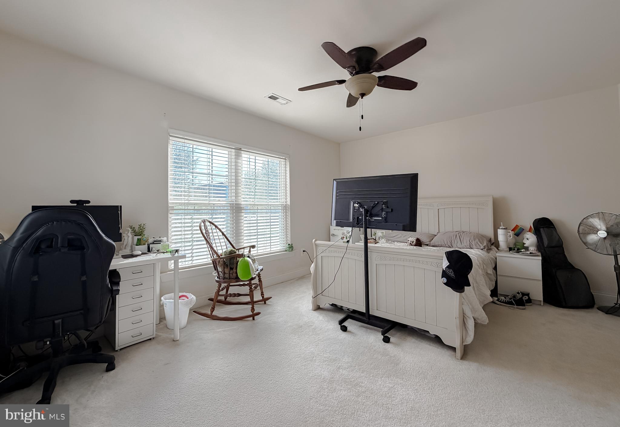 LEONARDS GRANT - Residential