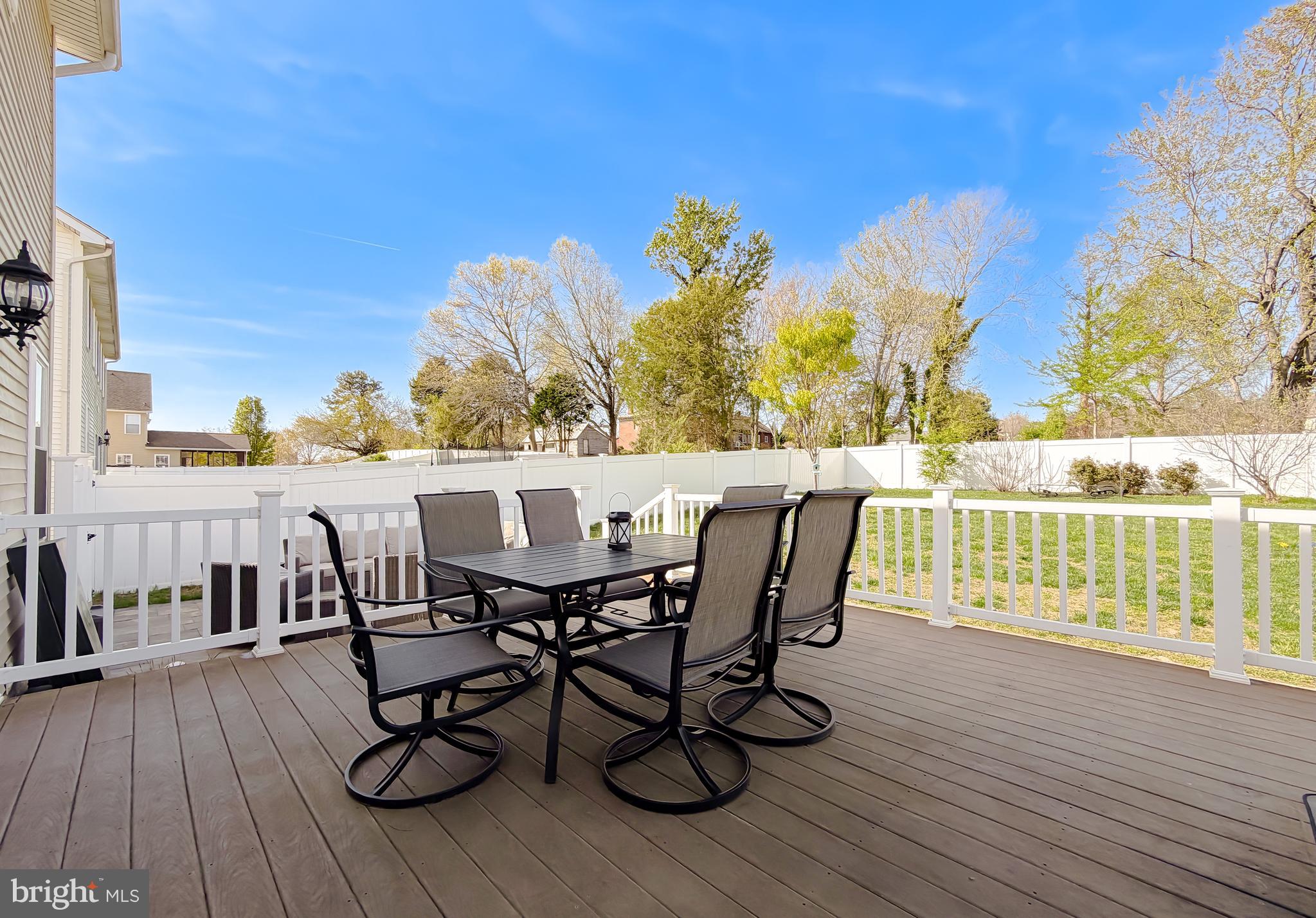 LEONARDS GRANT - Residential