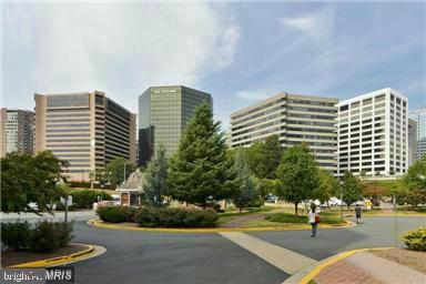 RIVER PLACE - Residential