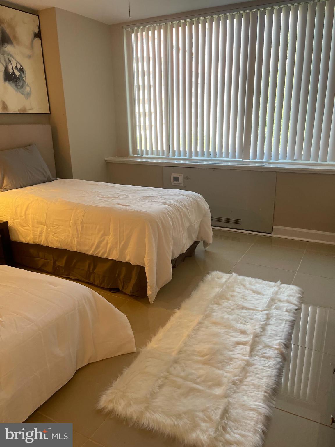 RIVER PLACE - Residential