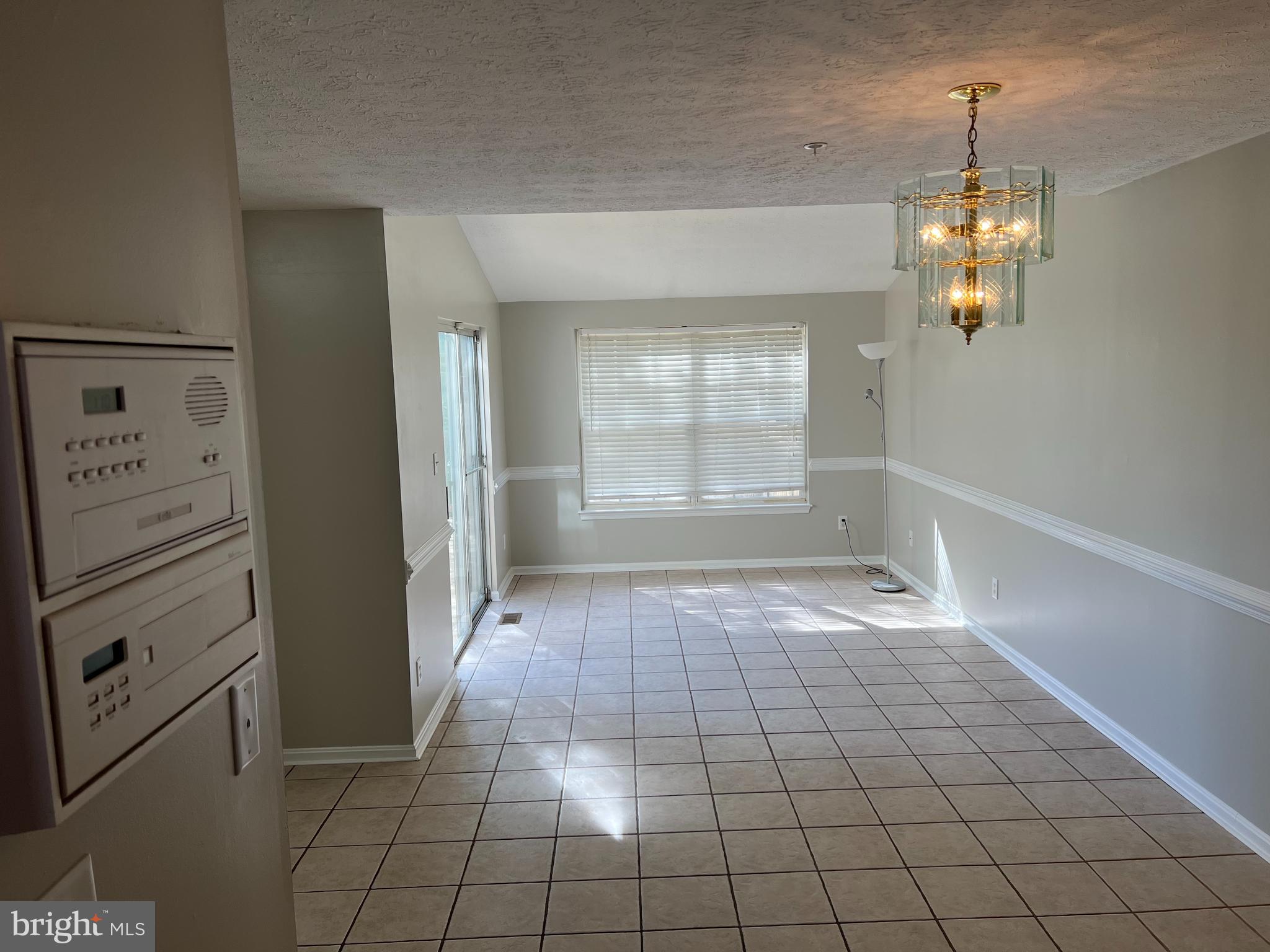 CONSTANT WOODS - Residential