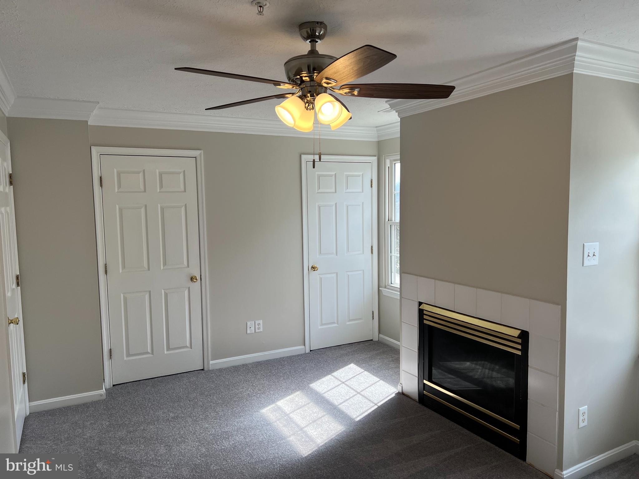 CONSTANT WOODS - Residential