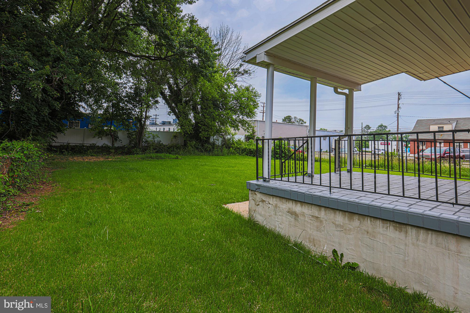 WINDSOR  MILL - Residential