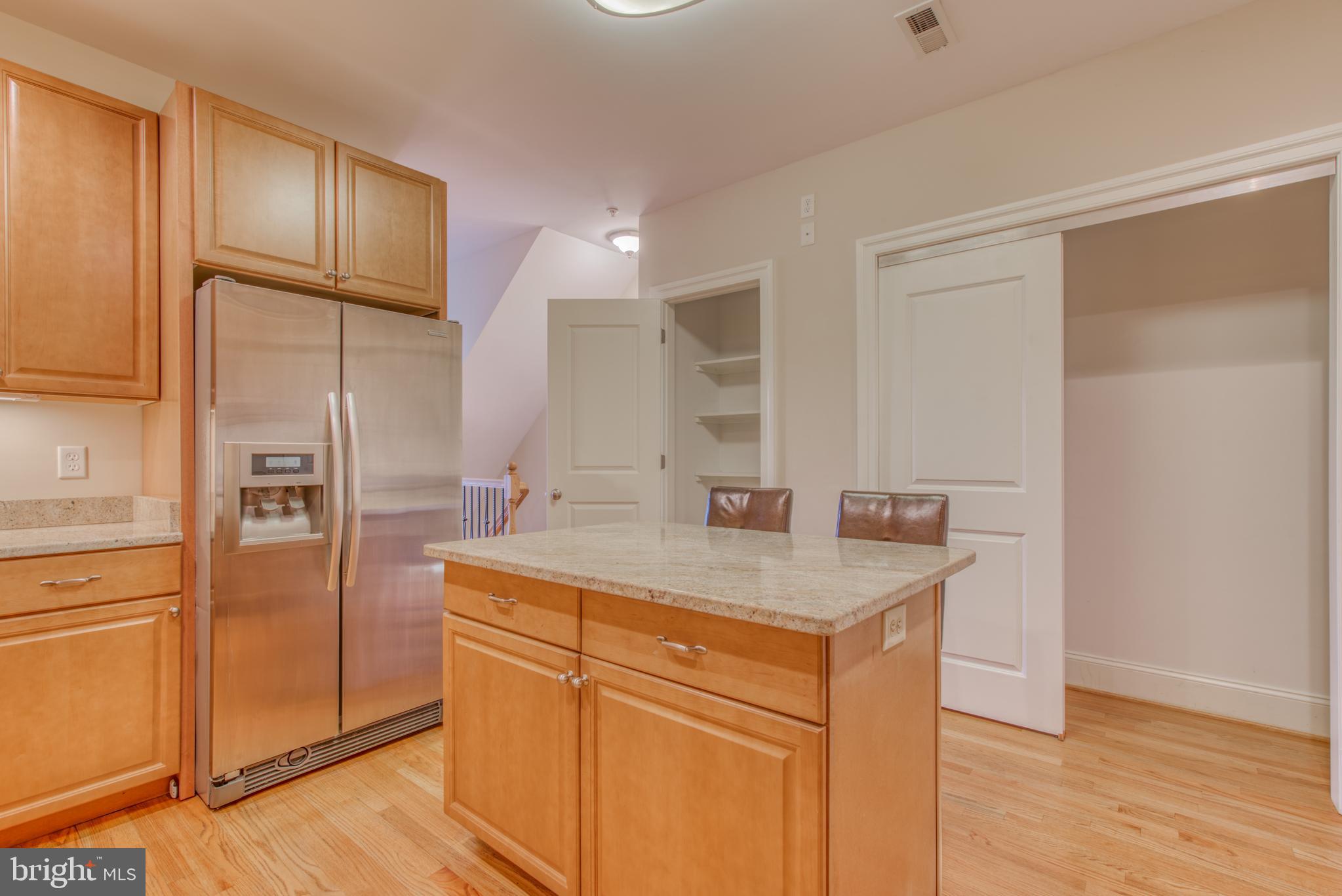 HIGHLANDTOWN - Residential