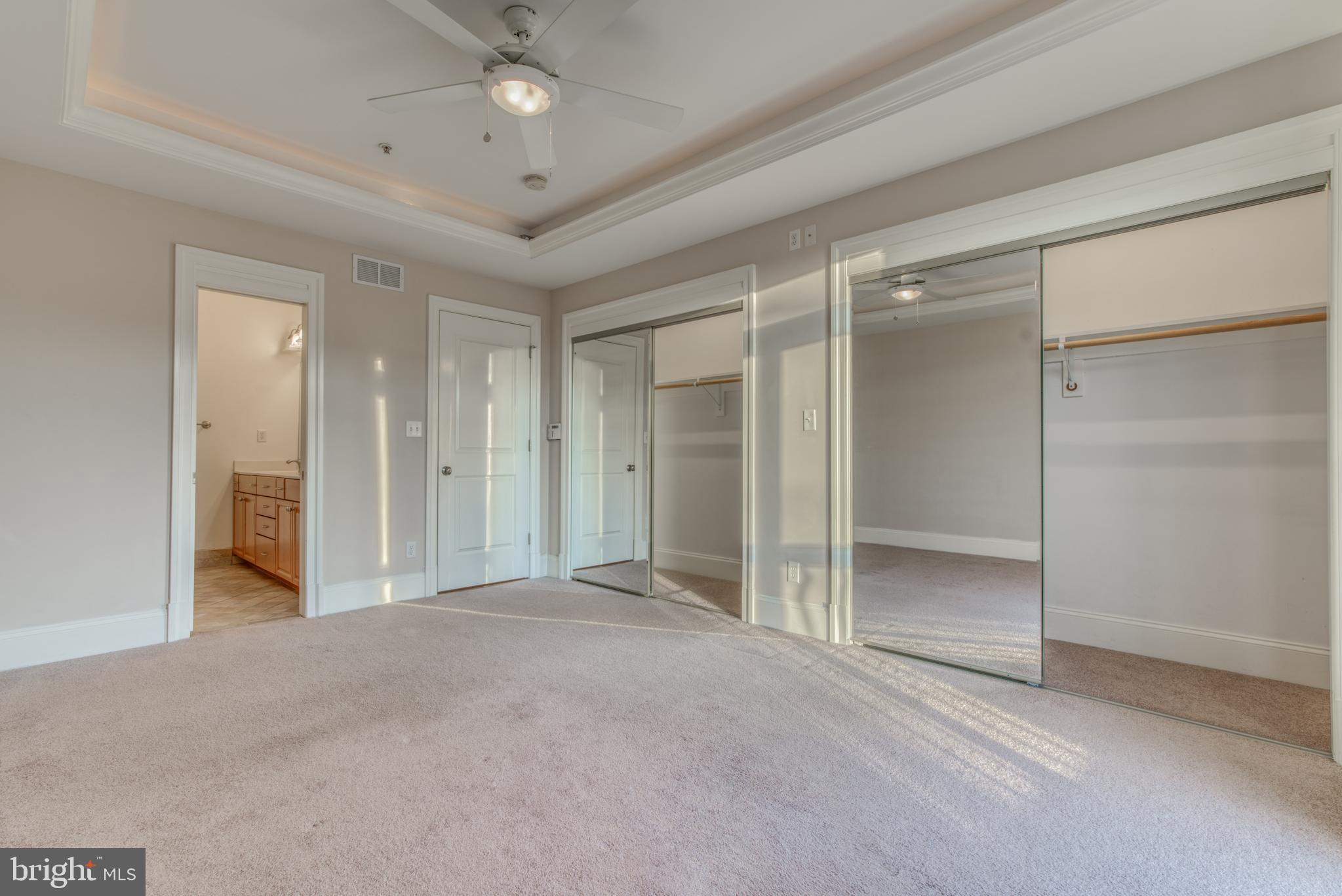 HIGHLANDTOWN - Residential