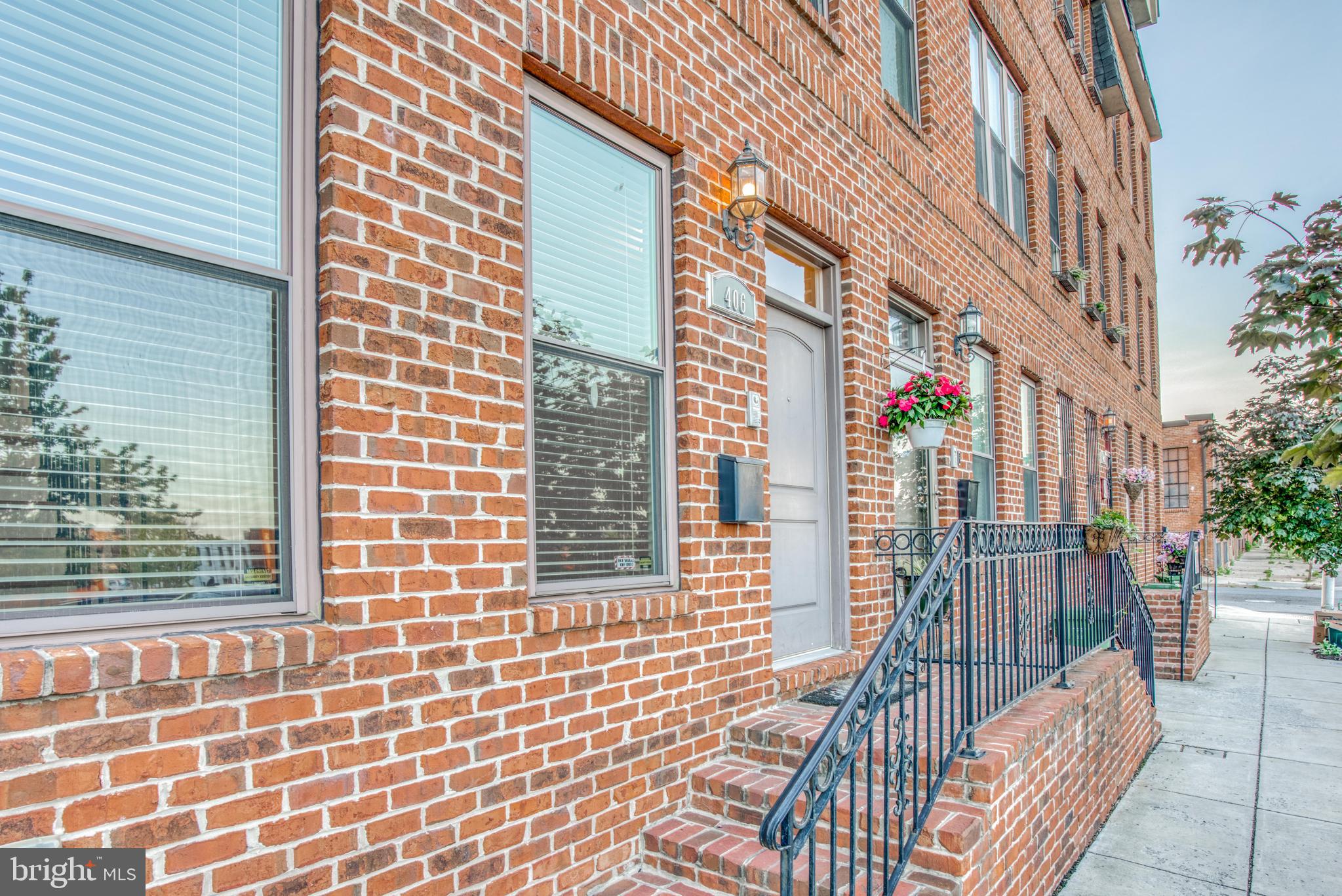 HIGHLANDTOWN - Residential