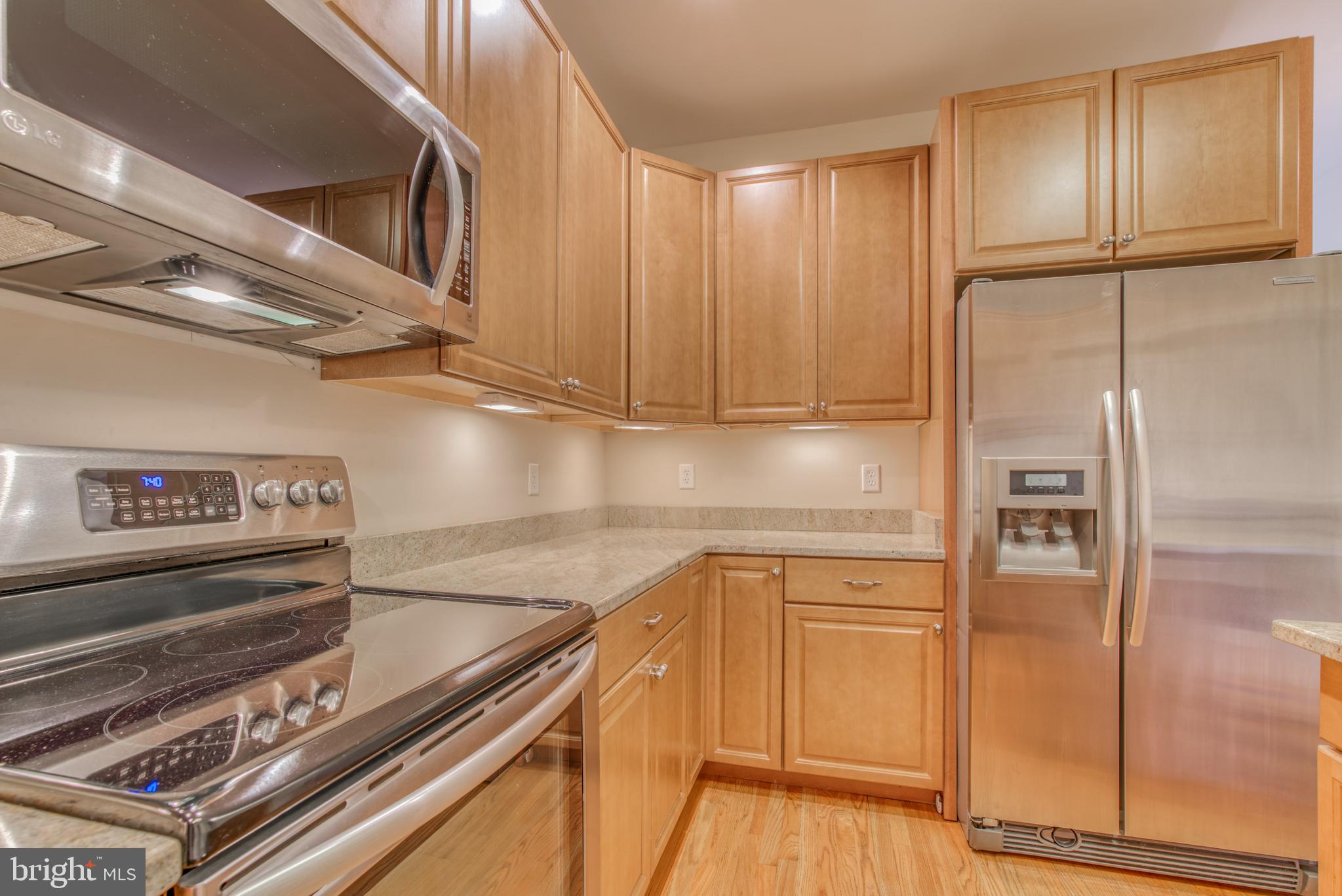 HIGHLANDTOWN - Residential