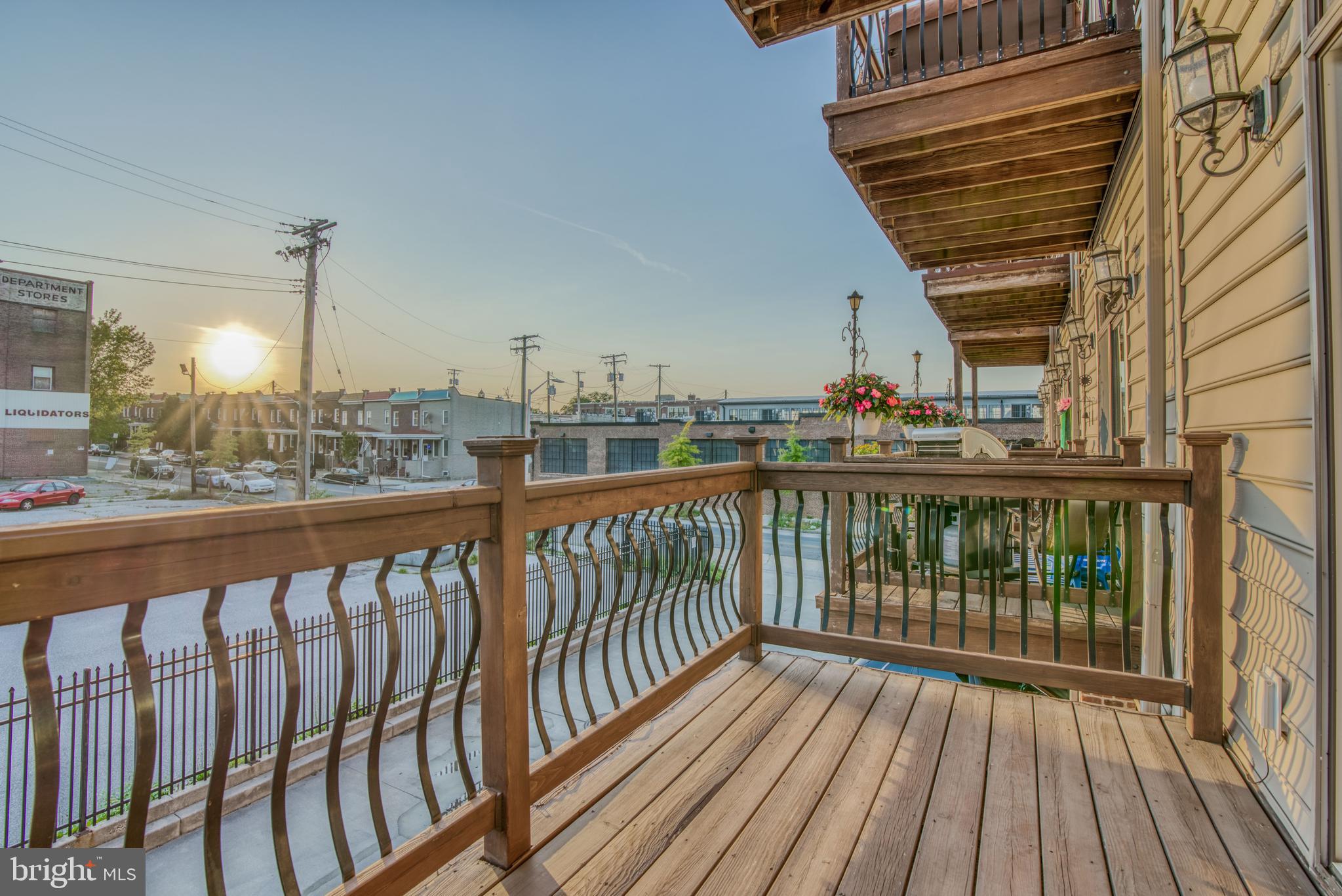 HIGHLANDTOWN - Residential