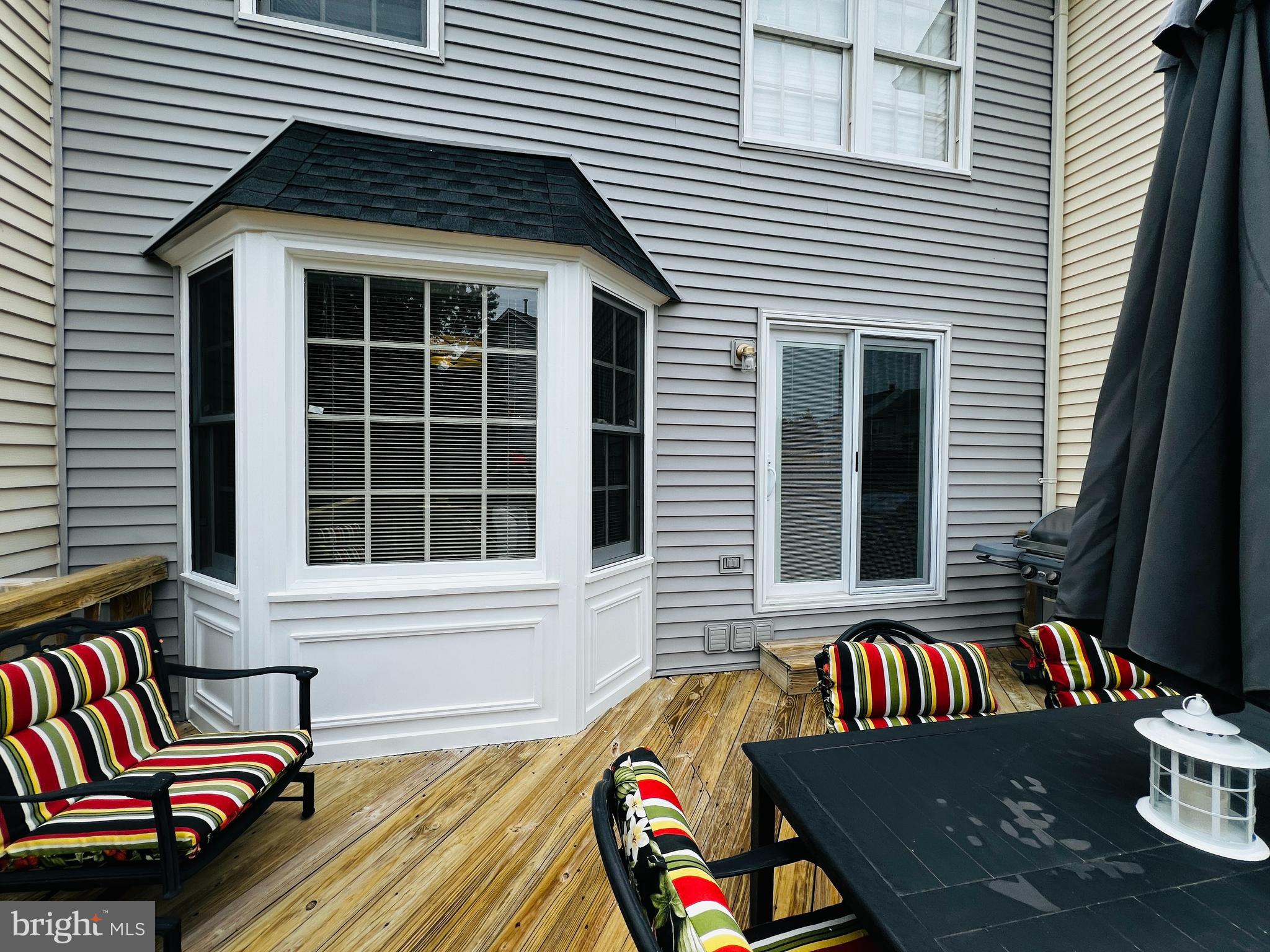 CENTRE RIDGE - Residential