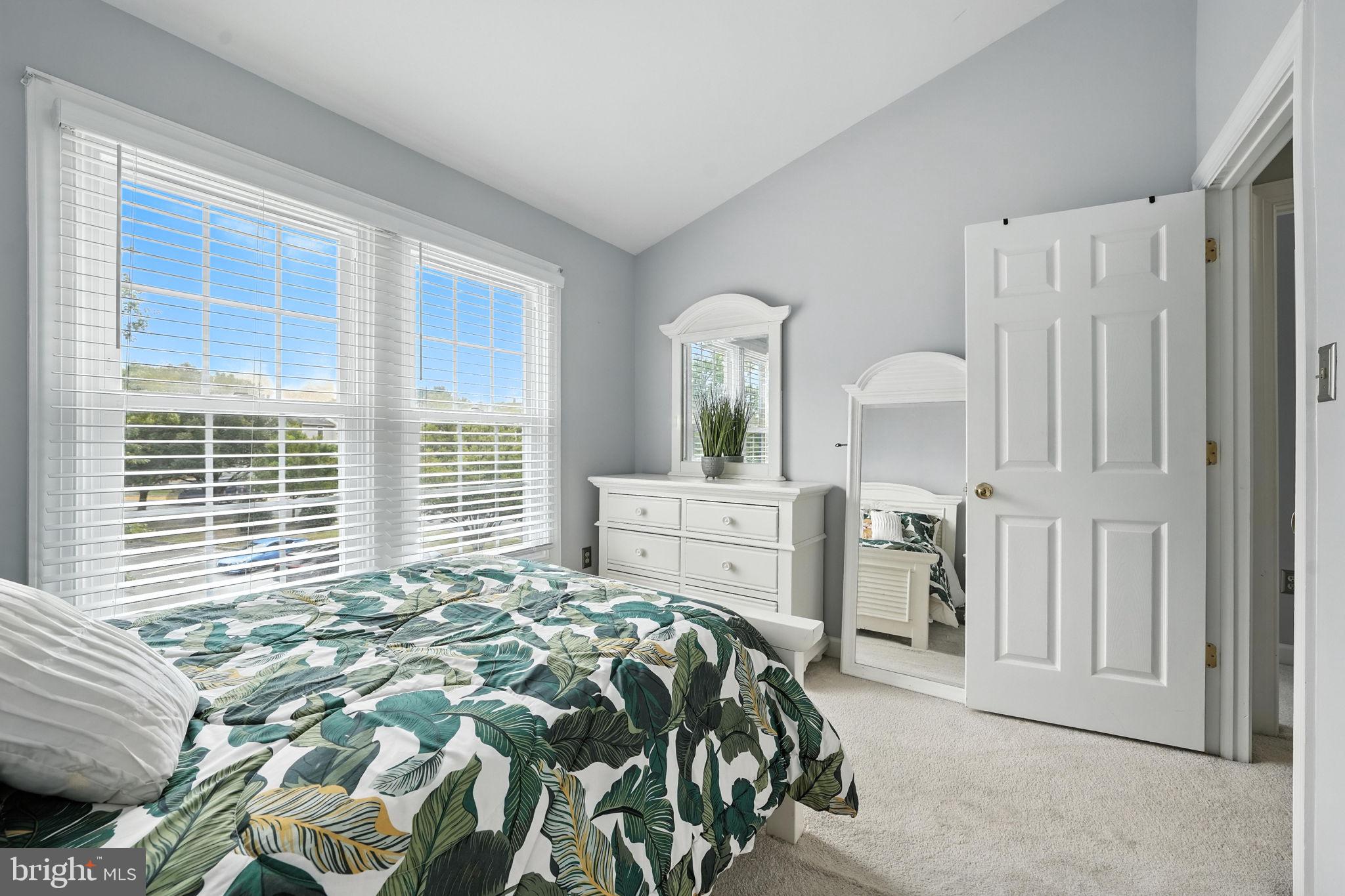 CENTRE RIDGE - Residential