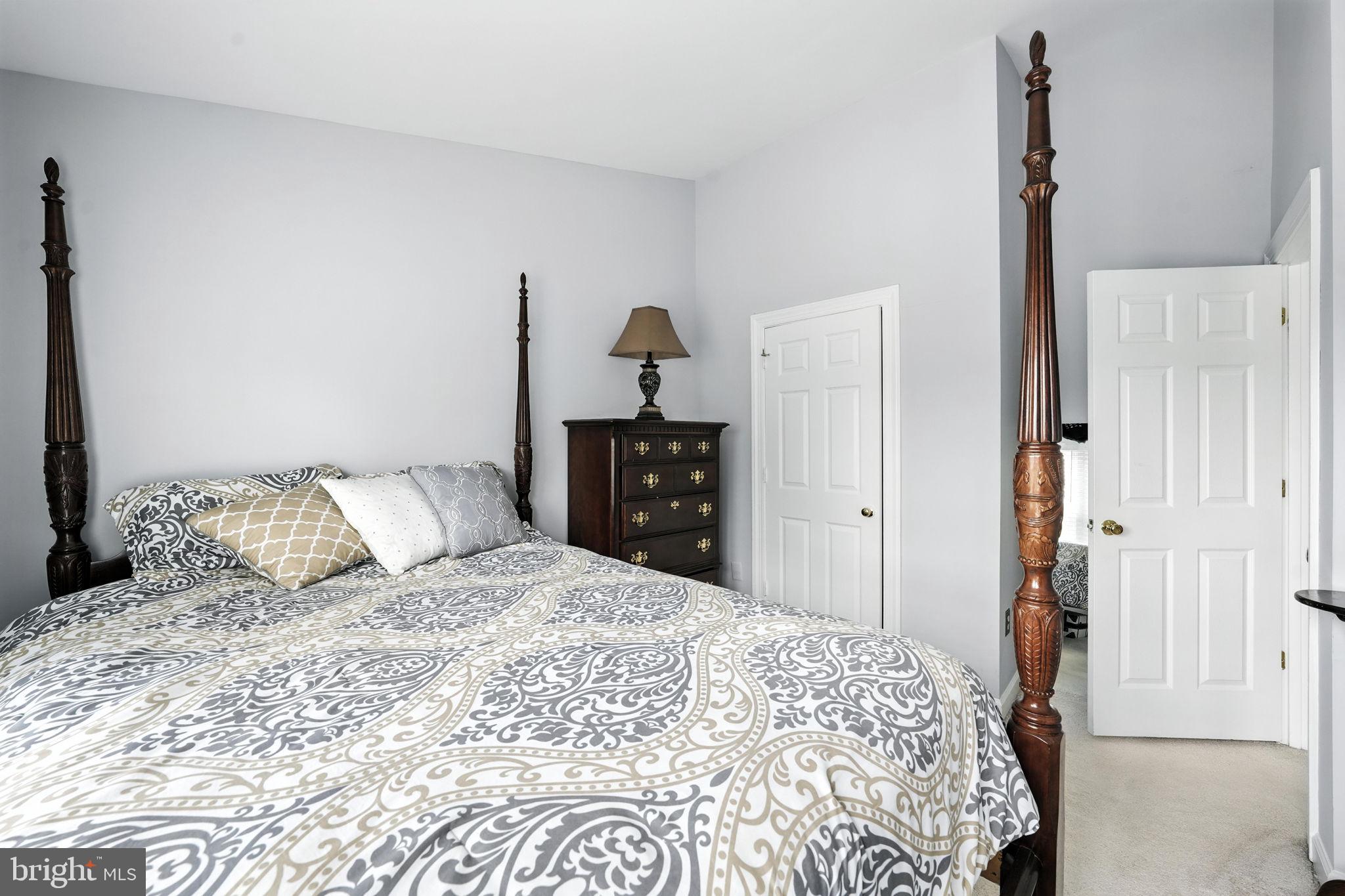 CENTRE RIDGE - Residential