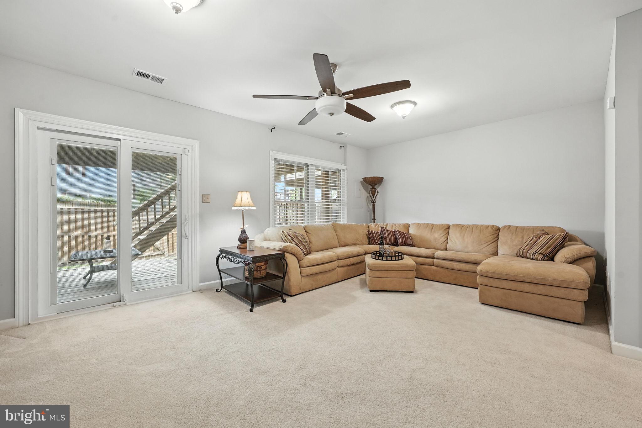 CENTRE RIDGE - Residential