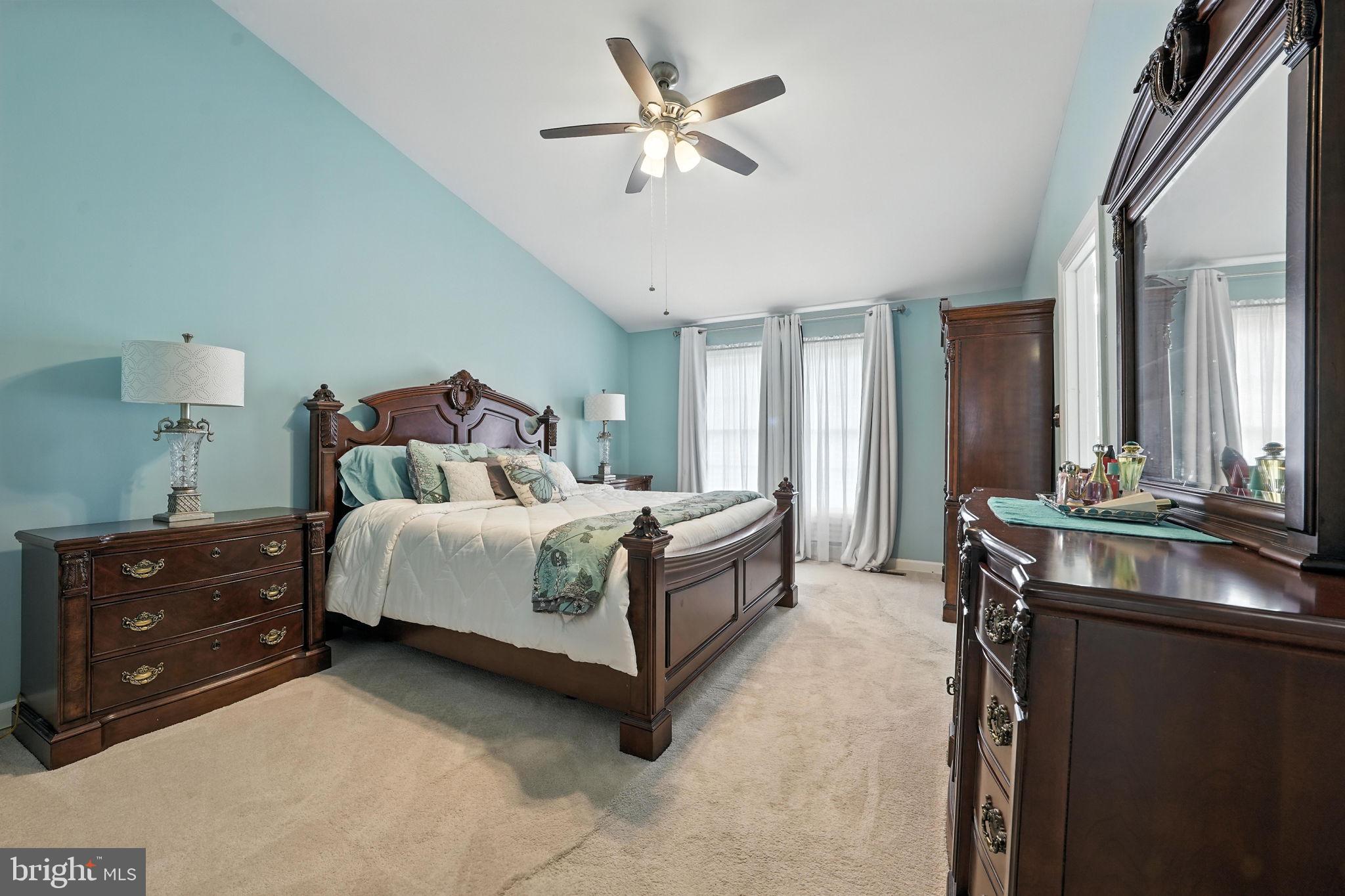 CENTRE RIDGE - Residential