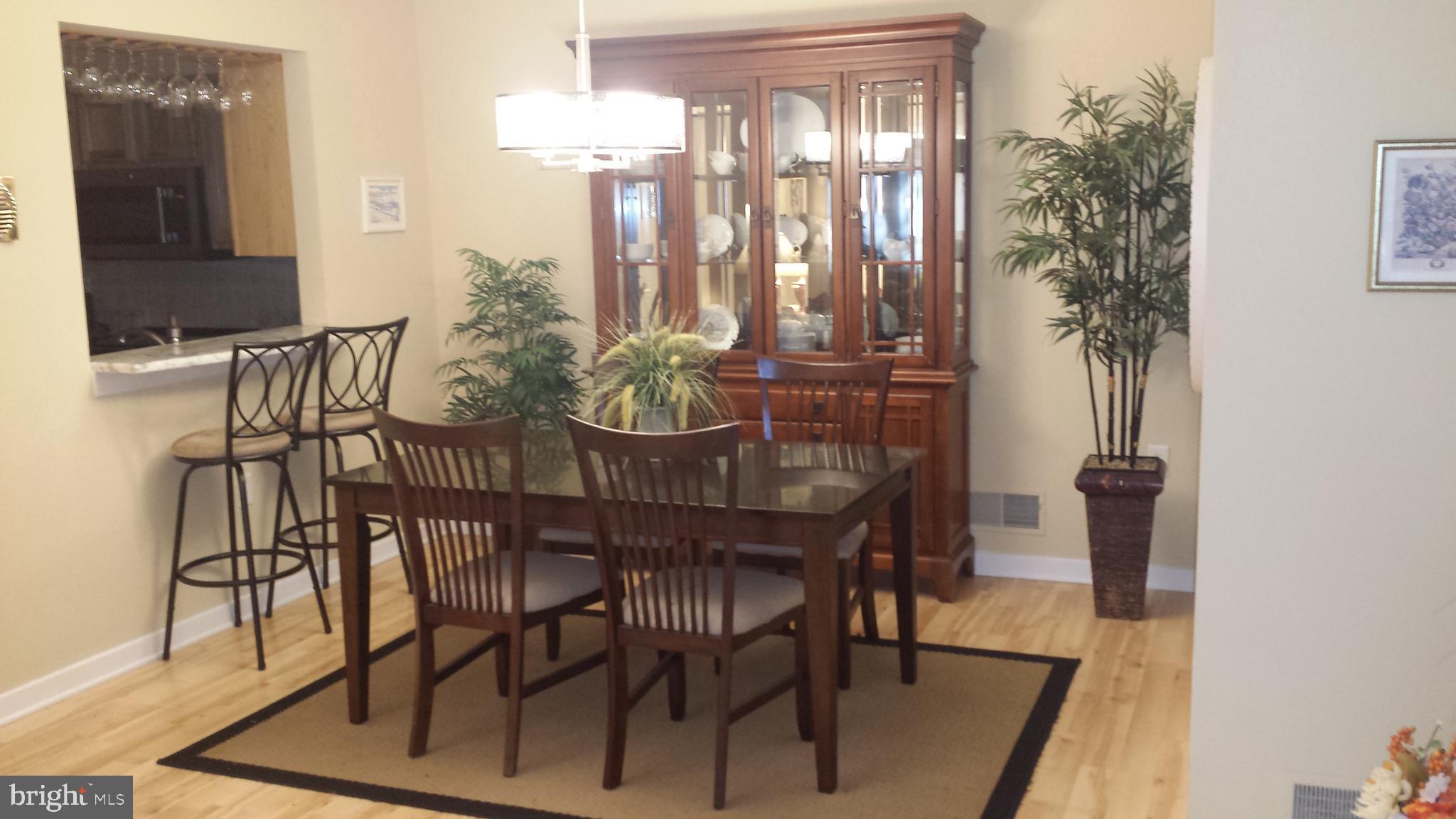 PARRS RIDGE - Residential