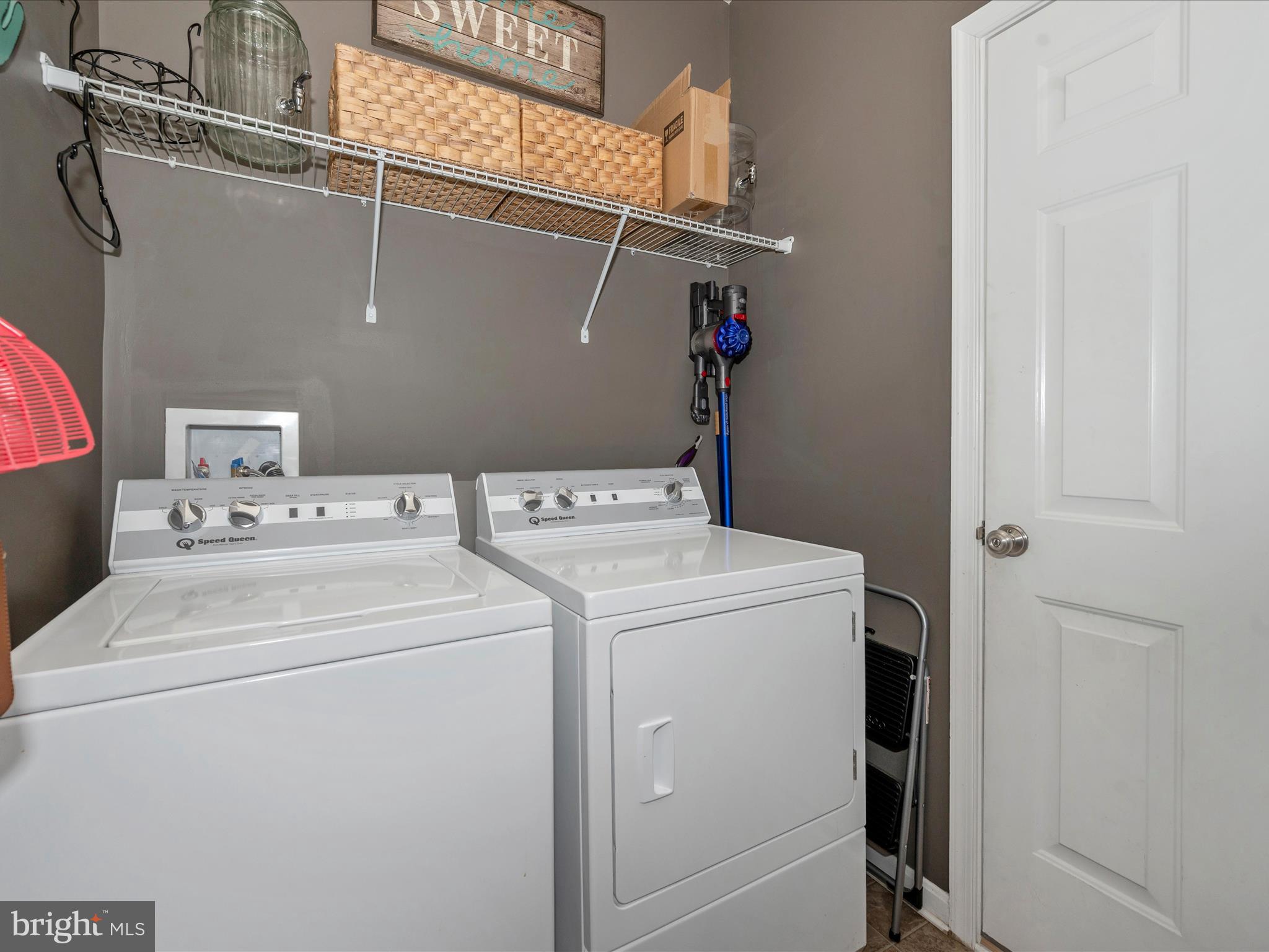 AMBERFIELD - Residential